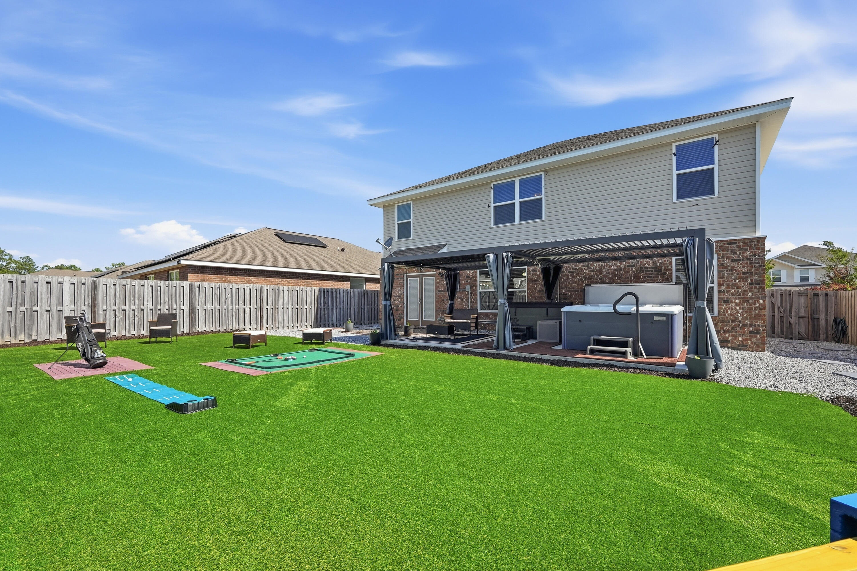 Redstone Commons - Residential