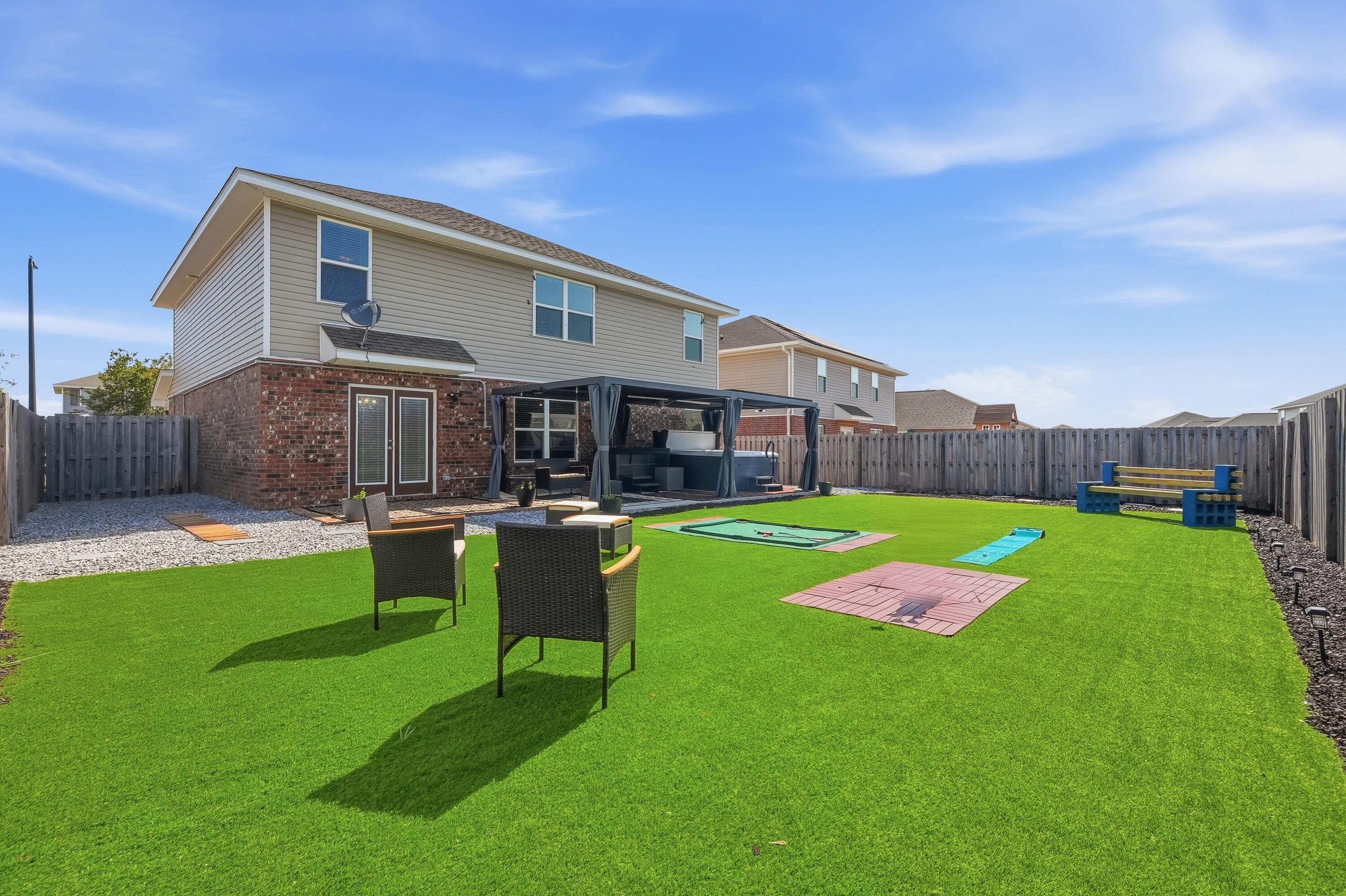 Redstone Commons - Residential