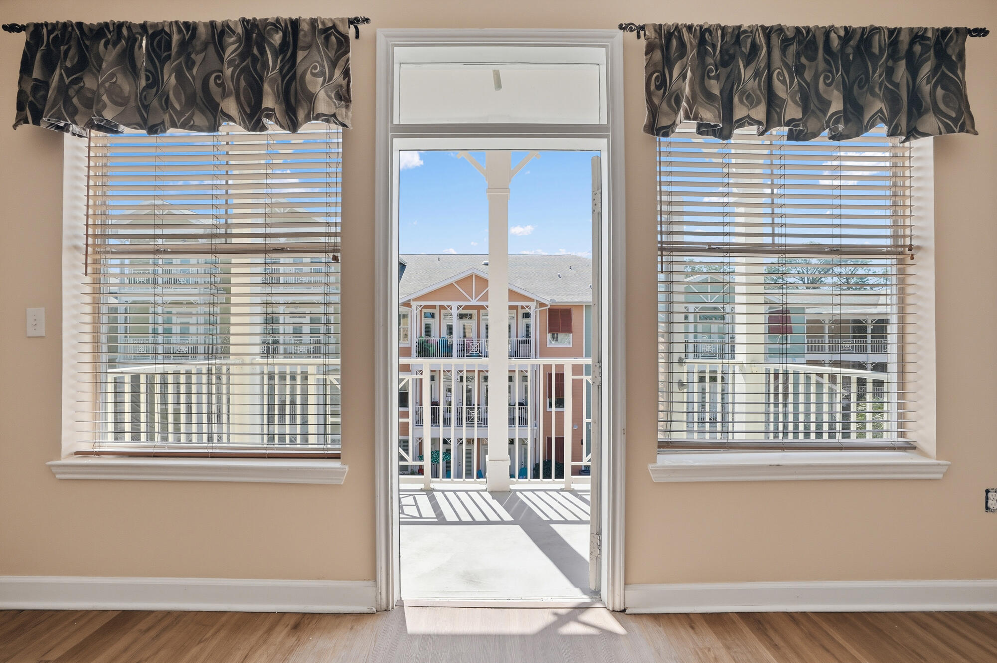 ISLAND RESERVE - Residential