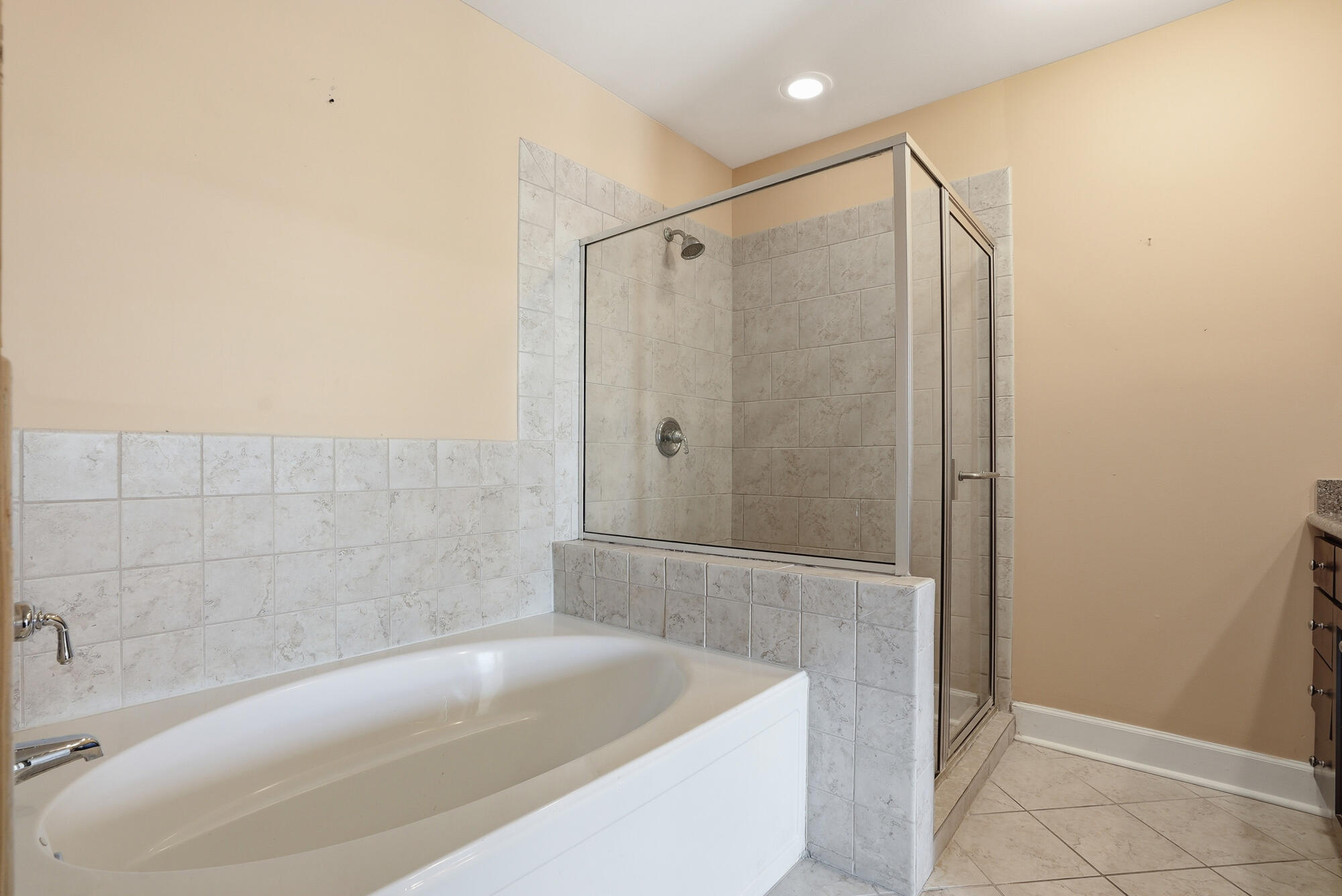 ISLAND RESERVE - Residential