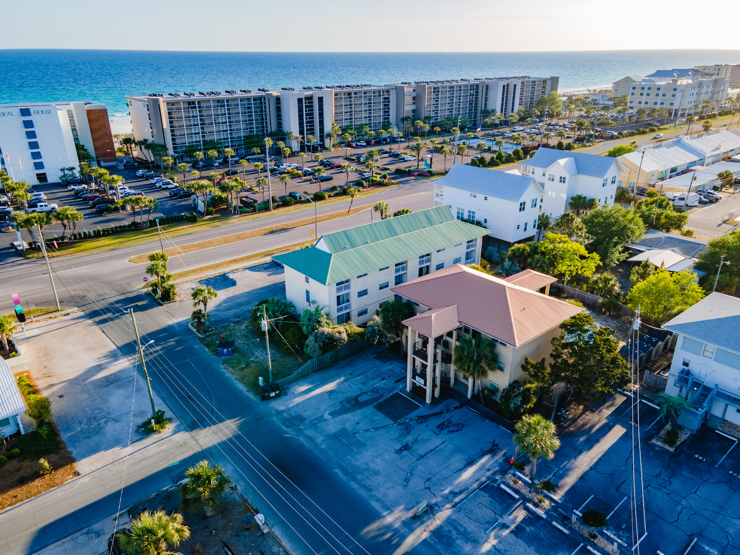 ISLAND PALMS CONDO - Residential