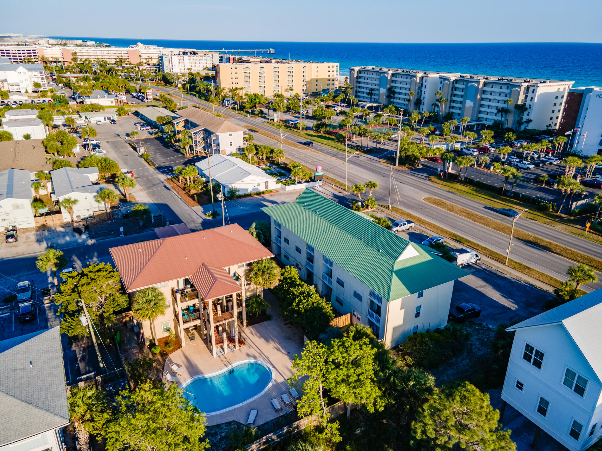 ISLAND PALMS CONDO - Residential