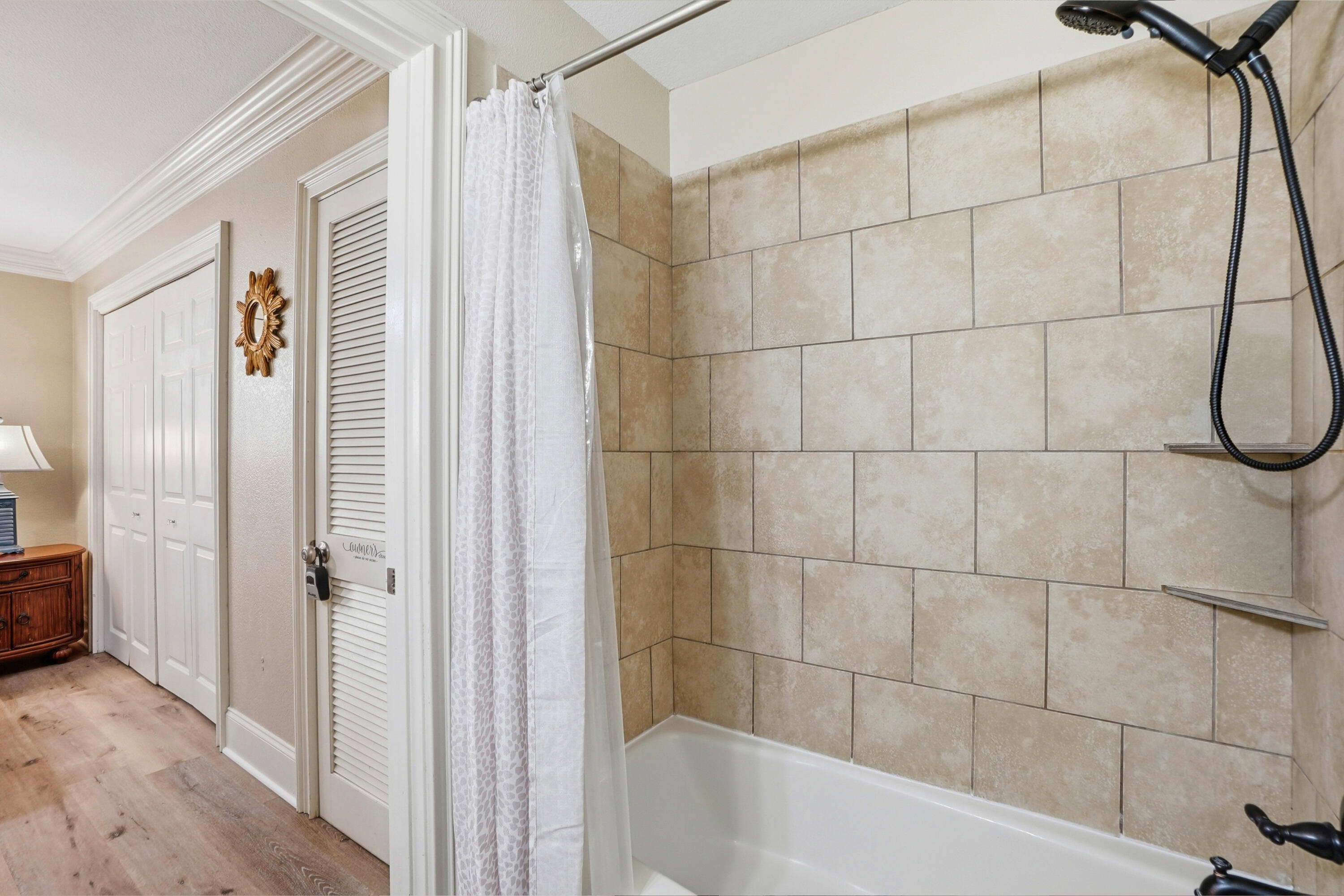 ISLAND PALMS CONDO - Residential