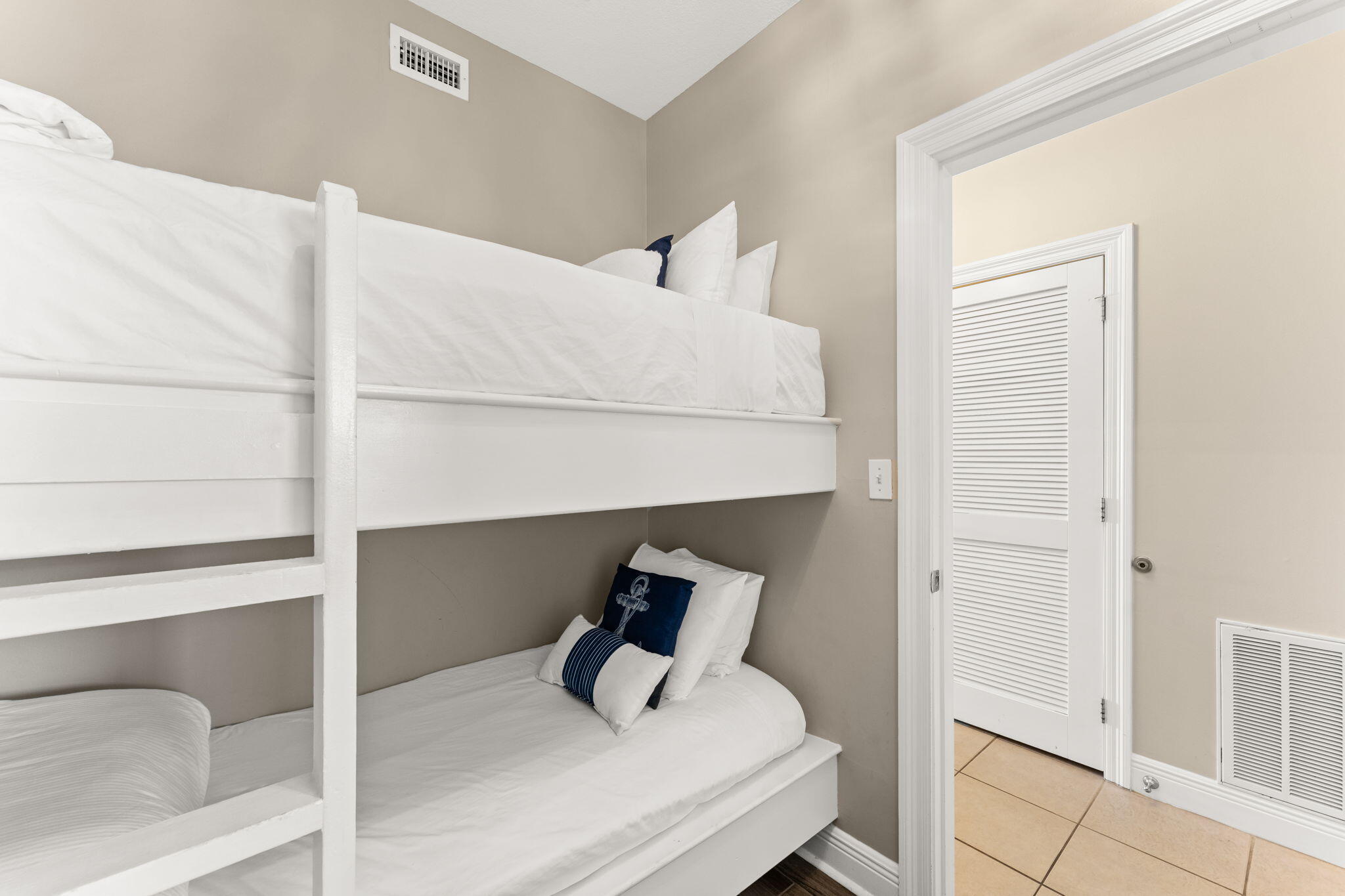 ARIEL DUNES II - Residential