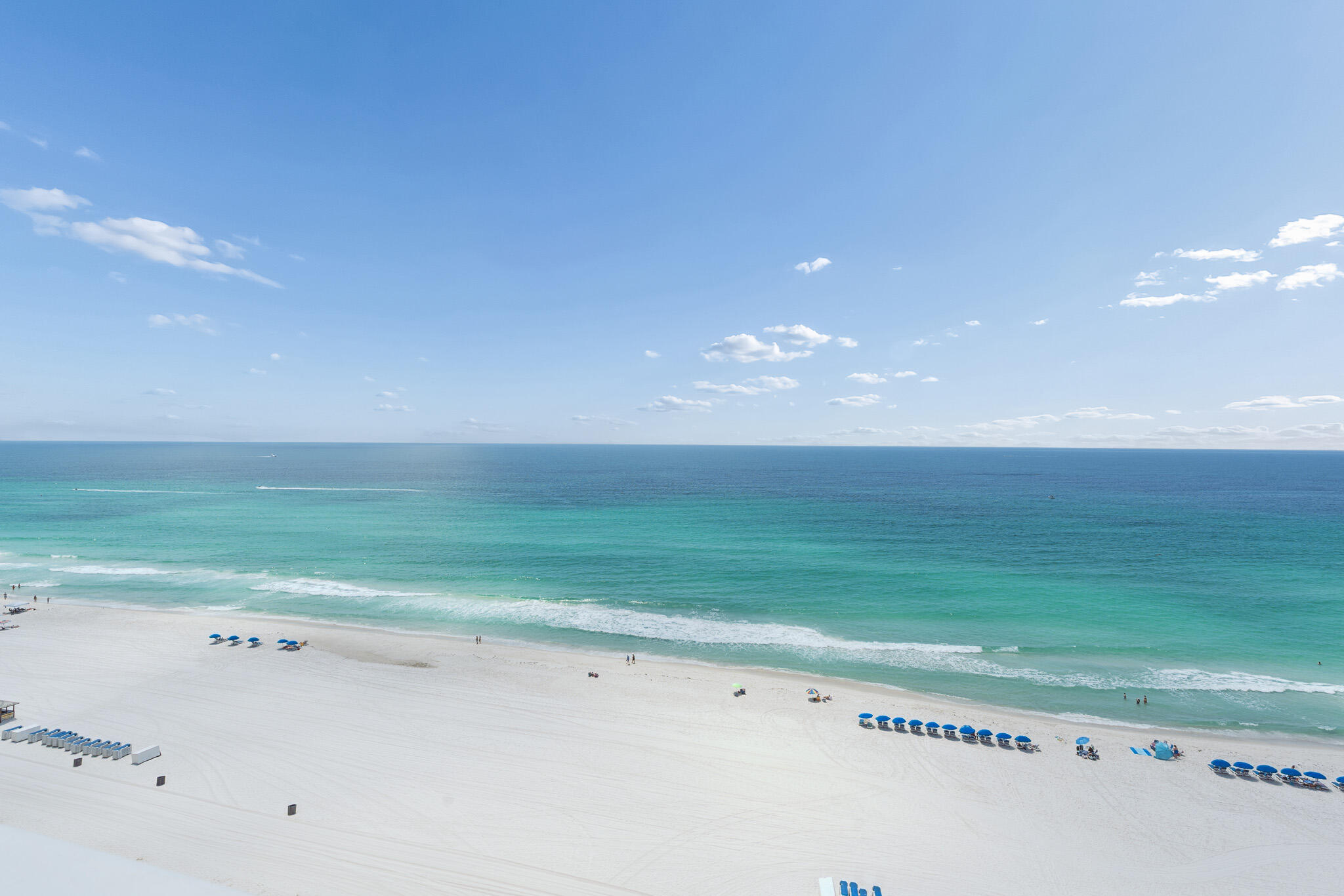 Twin Palms Resort - Residential