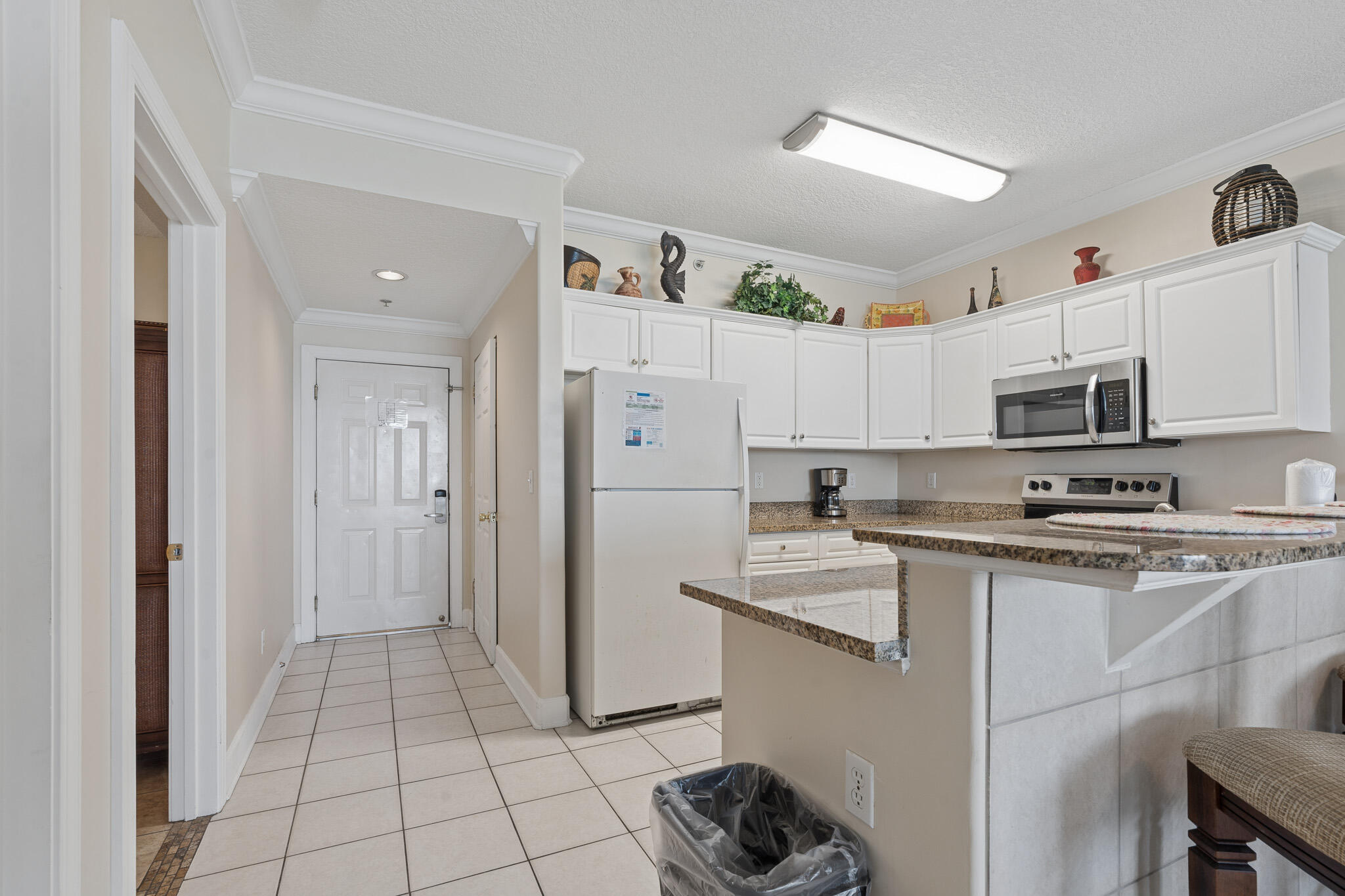 Twin Palms Resort - Residential