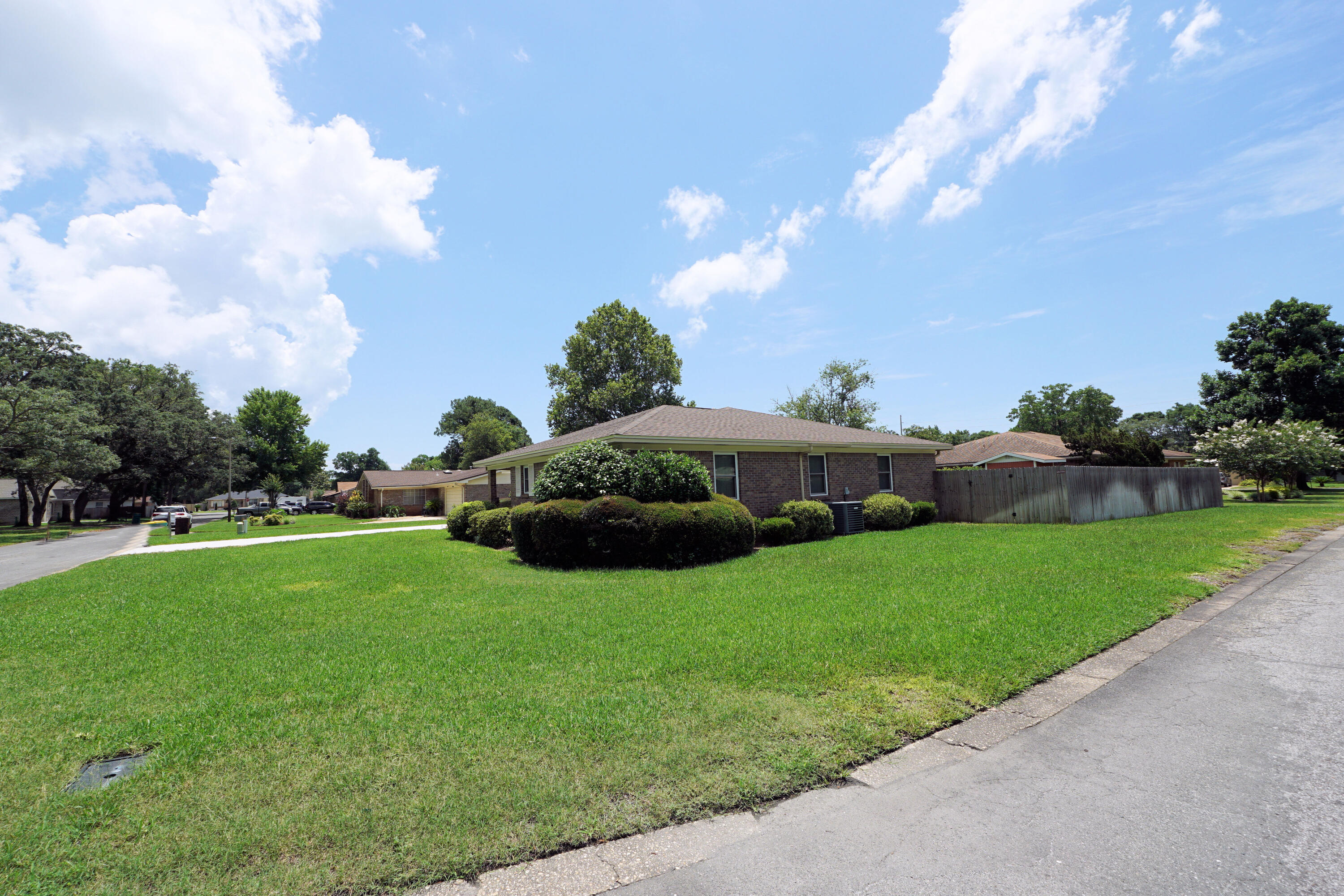 208 Dumaine Court