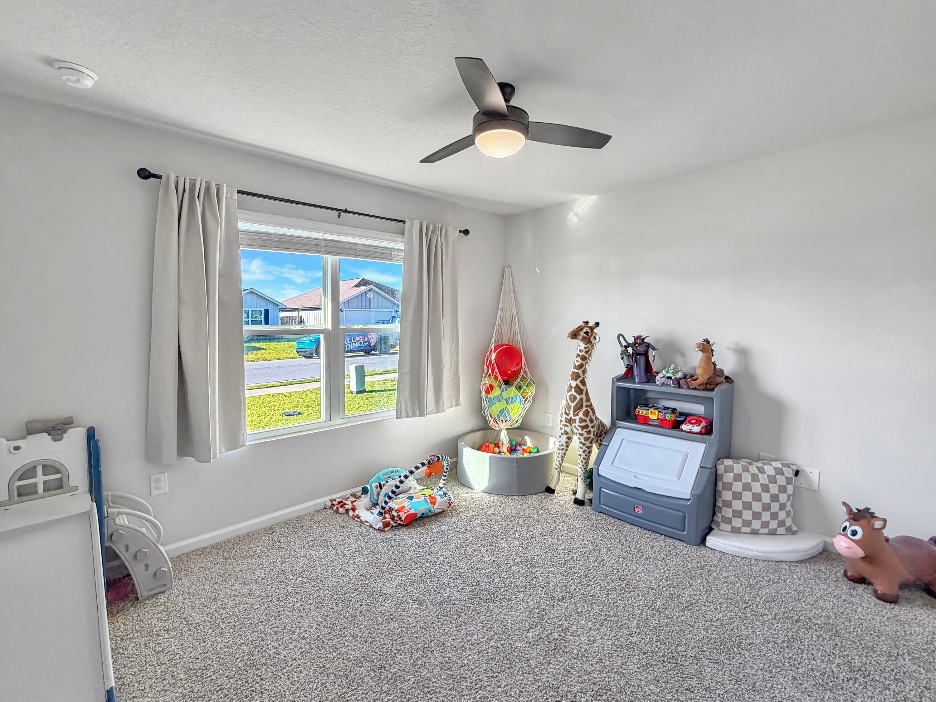 824 Otto Loop