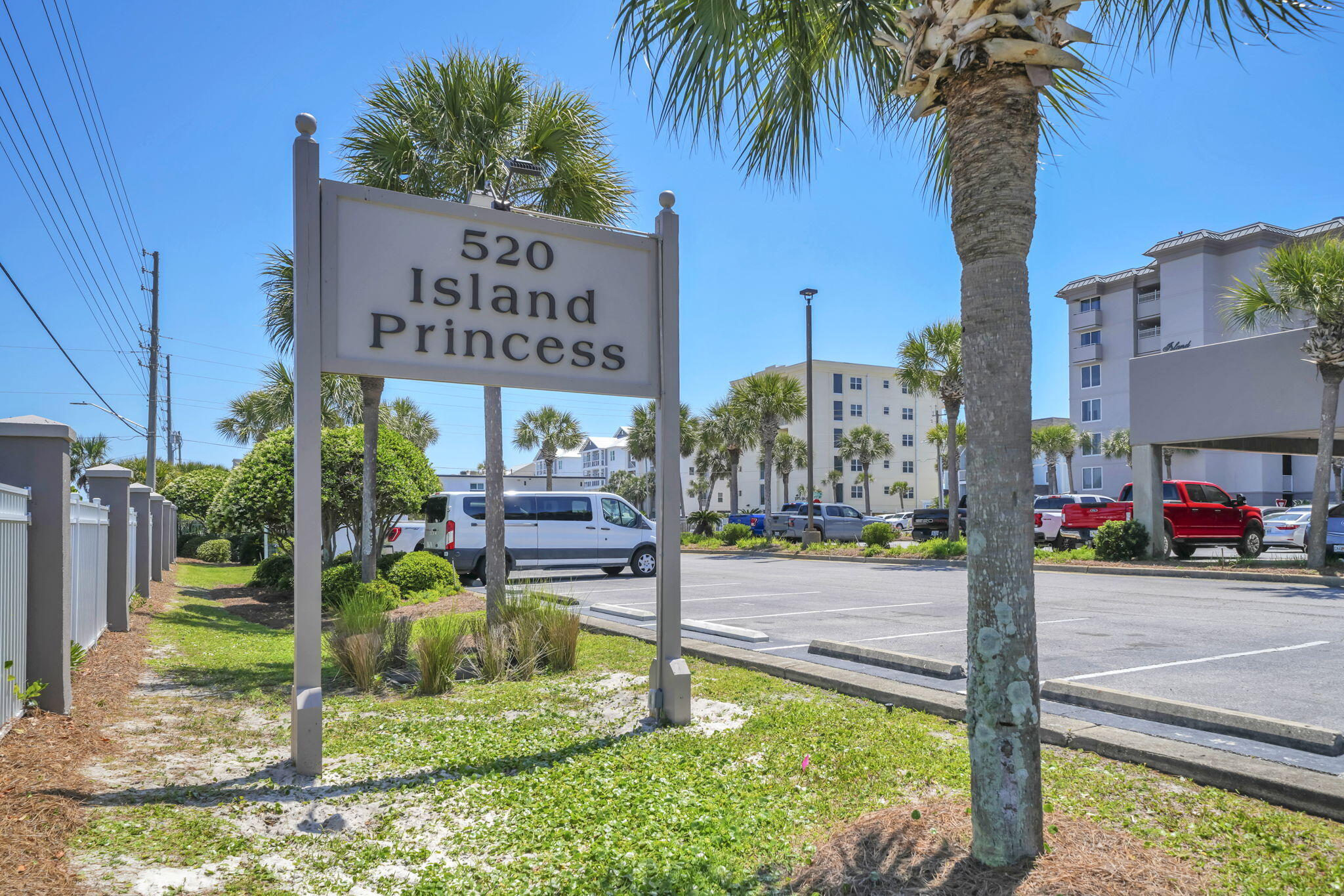 ISLAND PRINCESS - Residential