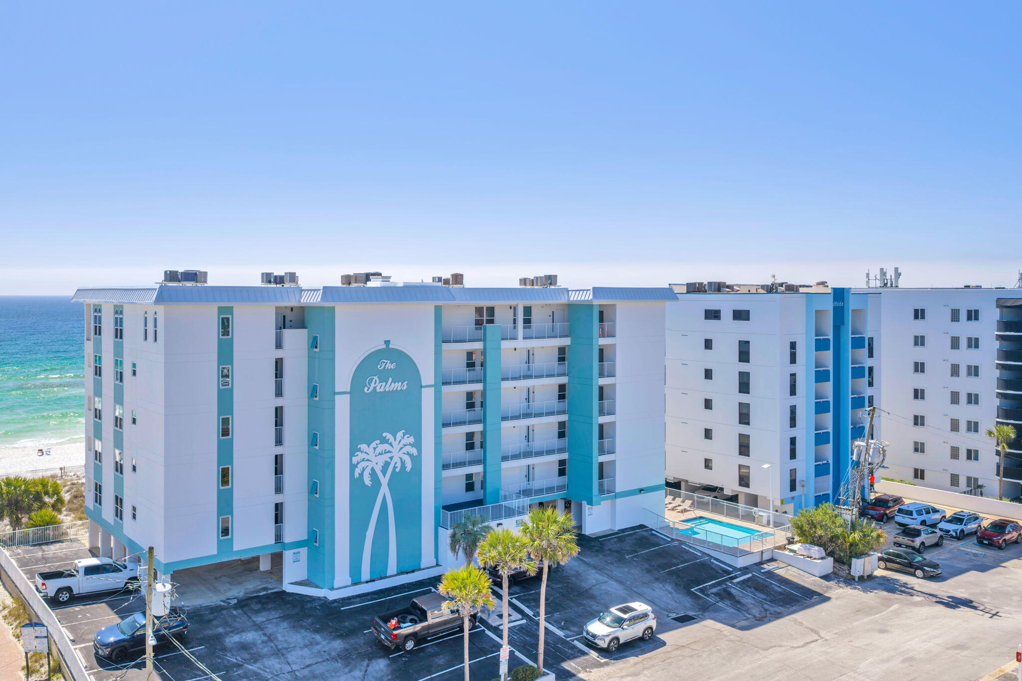 The Palms Condo - Residential