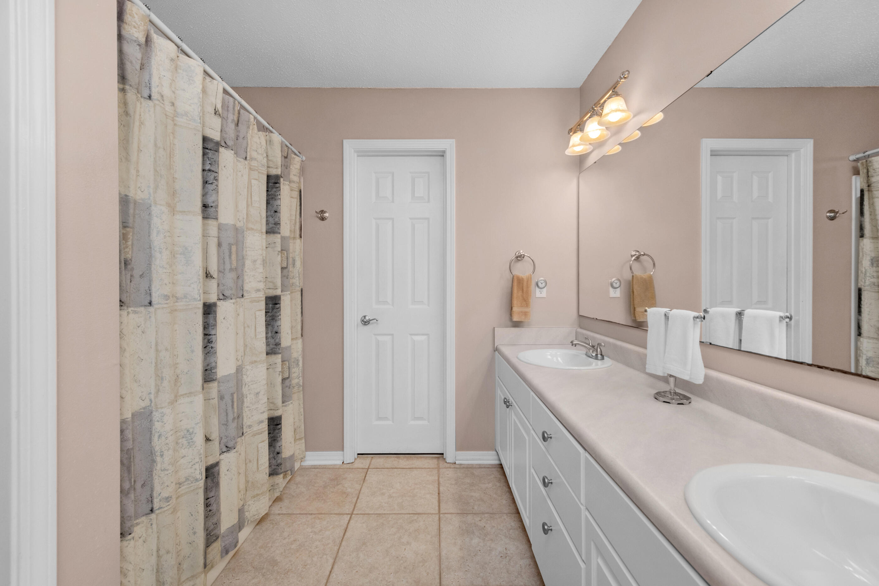 SANDY BEACH ESTATES - Residential