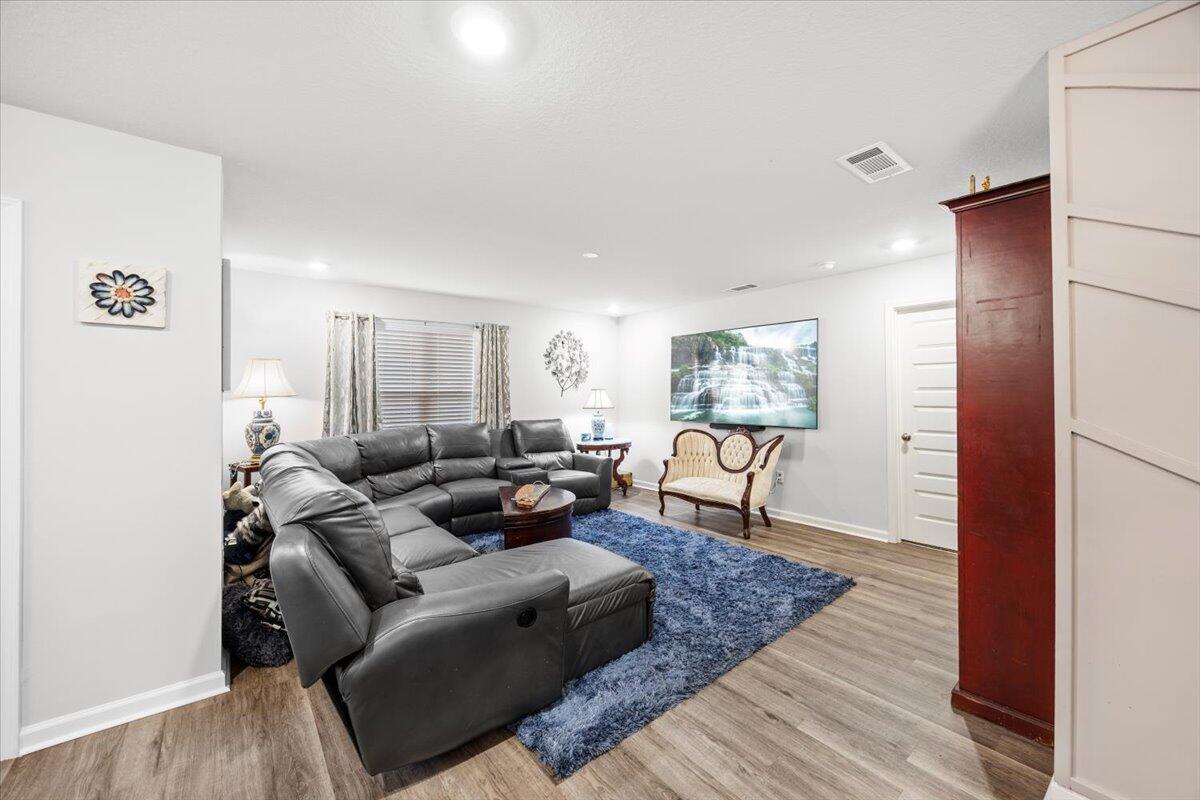 PLANTATION WOODS - Residential