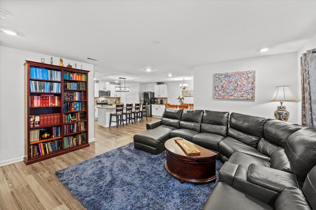 PLANTATION WOODS - Residential