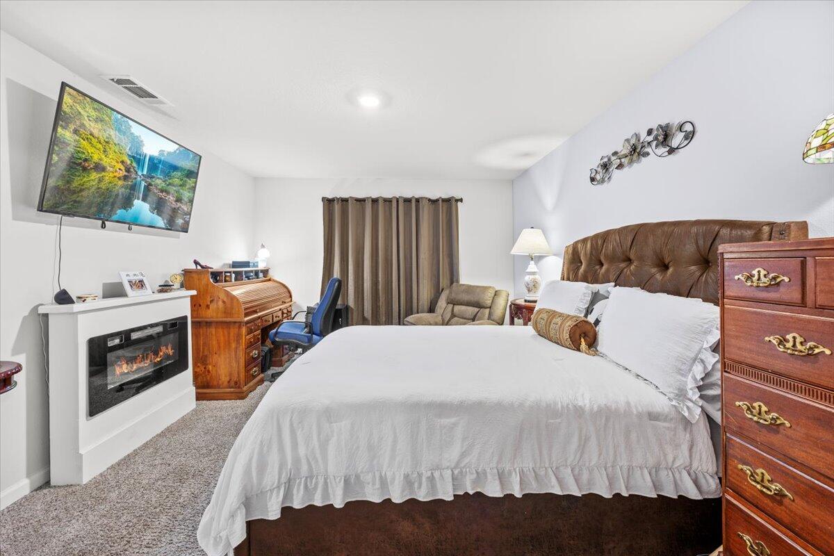 PLANTATION WOODS - Residential