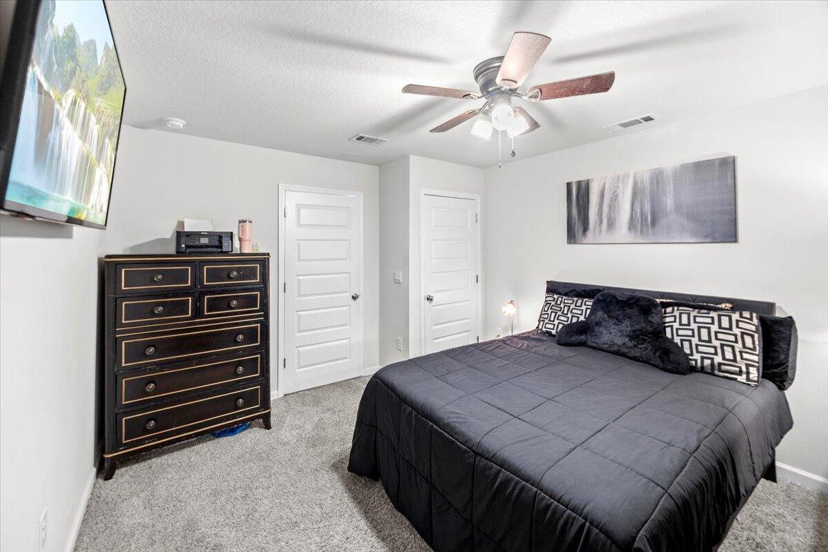 PLANTATION WOODS - Residential