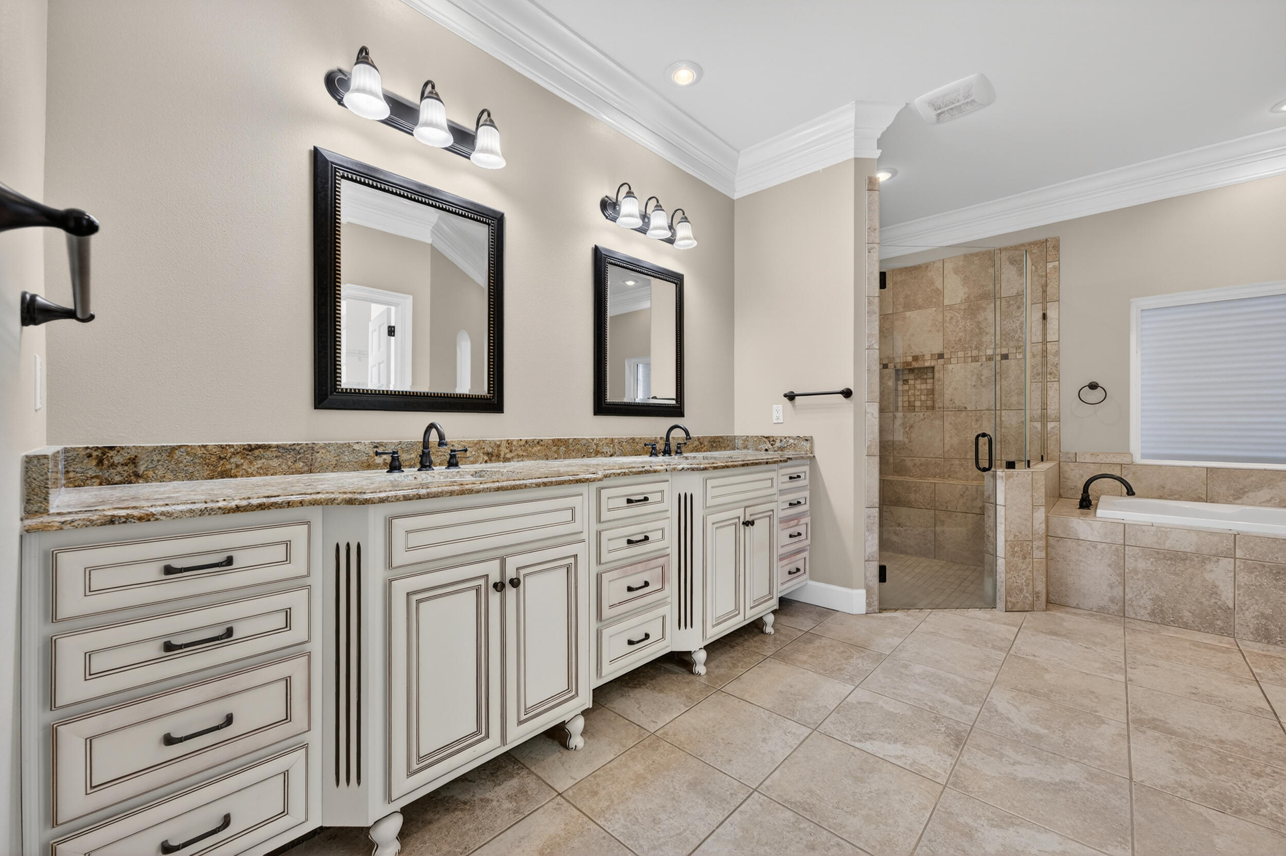 SHIRKS BAYOU - Residential