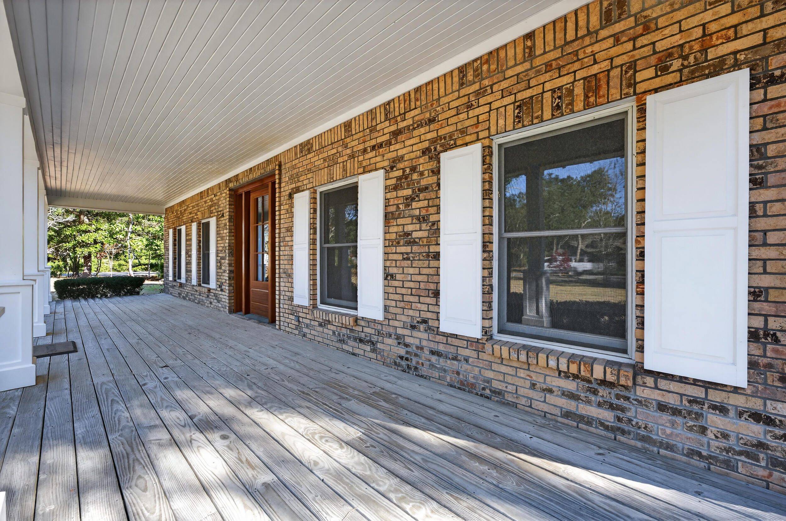 SHIRKS BAYOU - Residential