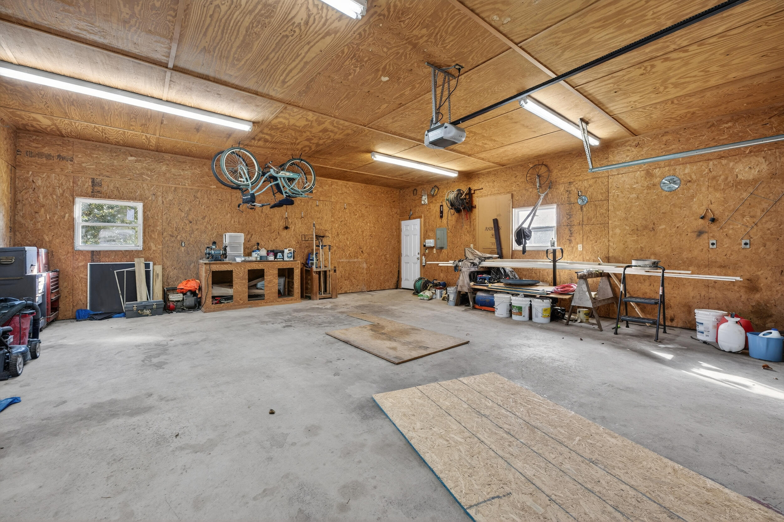 SHIRKS BAYOU - Residential