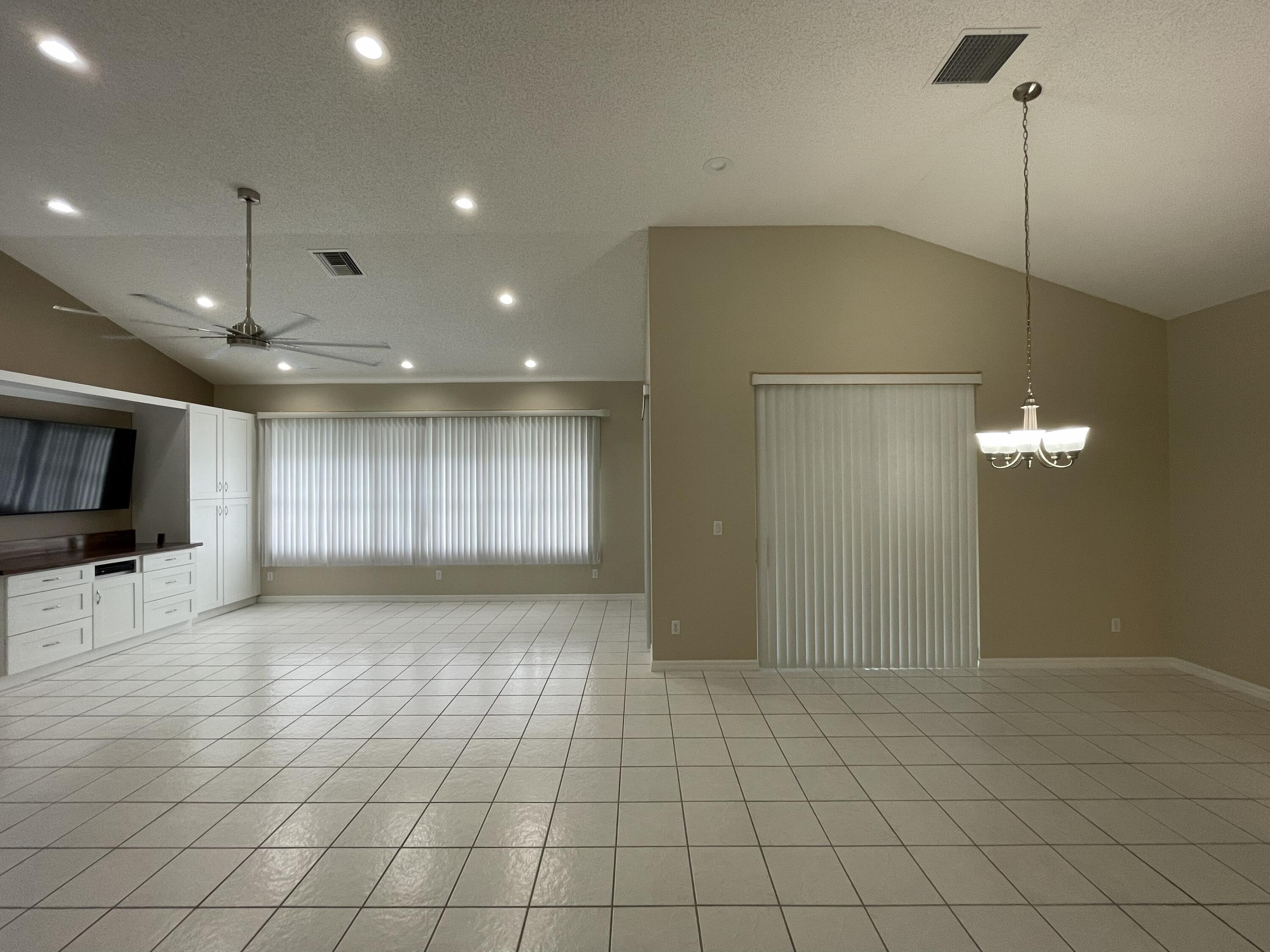 Royal Highlands 55+ Community - Residential