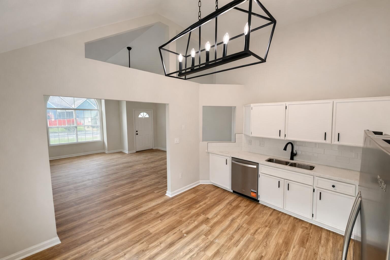 3047 Yorktown Circle