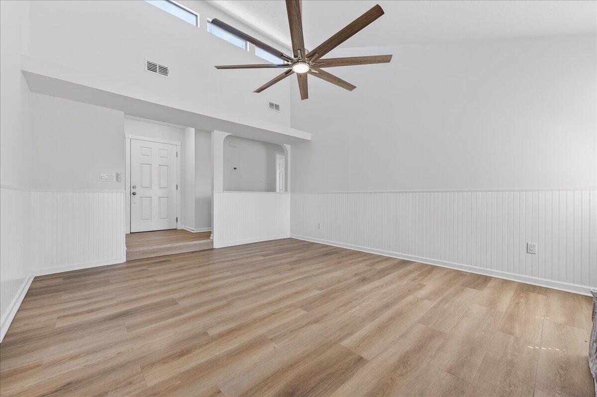 QUIET WOOD - Residential