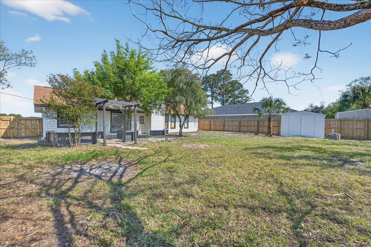 QUIET WOOD - Residential