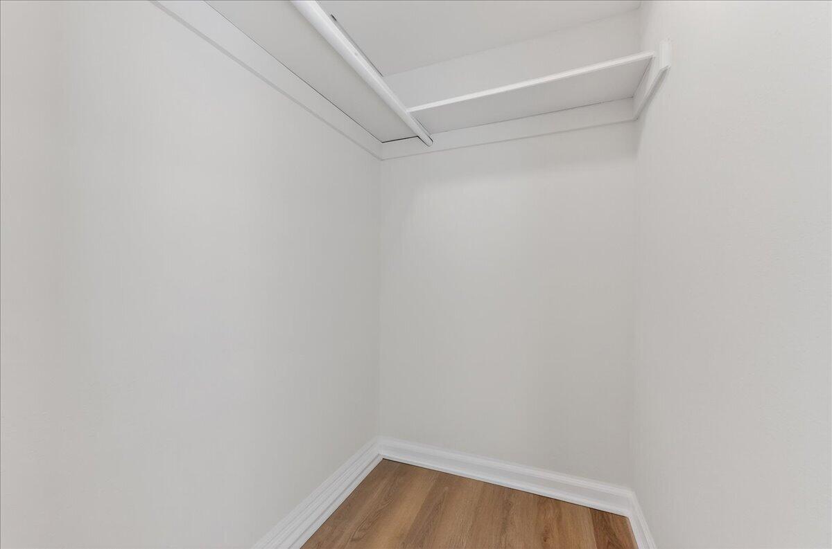 QUIET WOOD - Residential