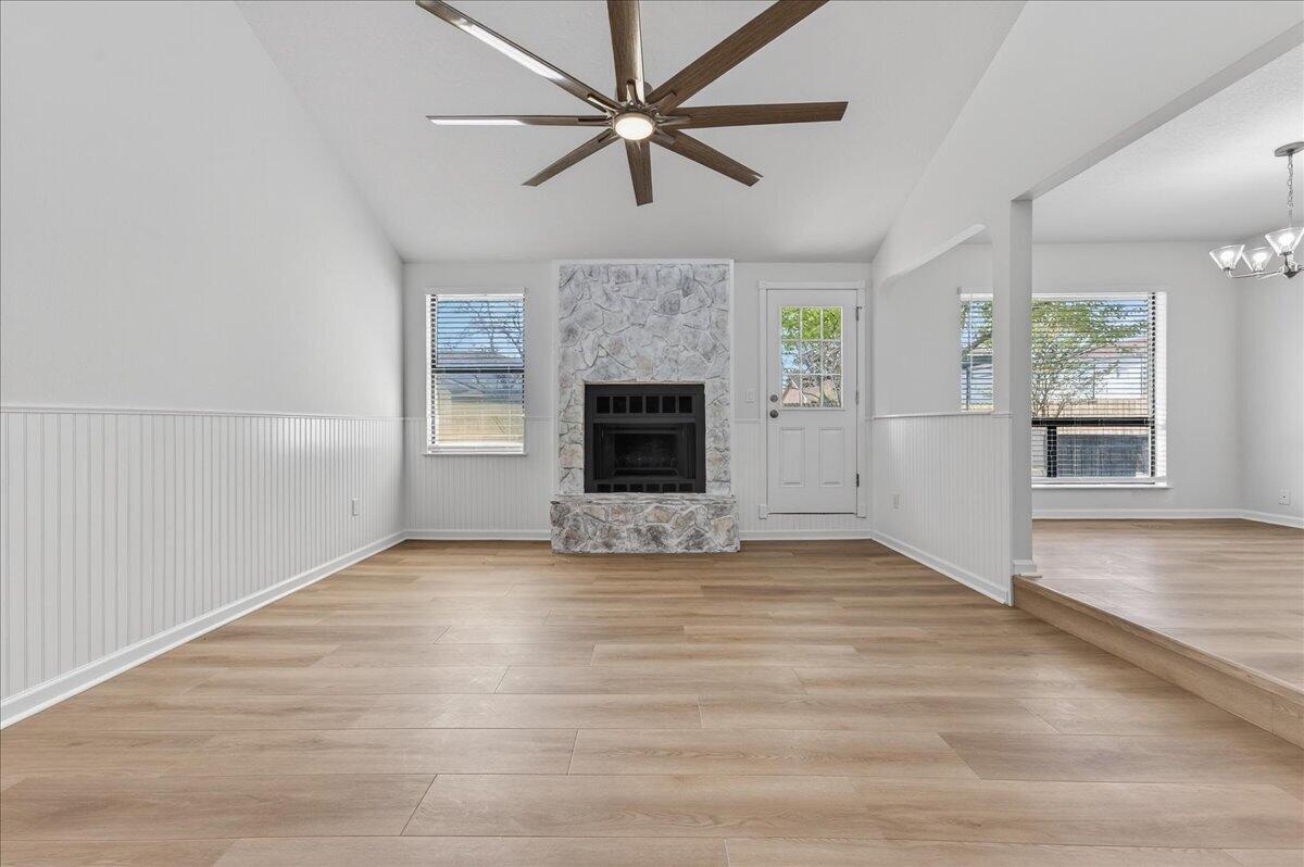 QUIET WOOD - Residential