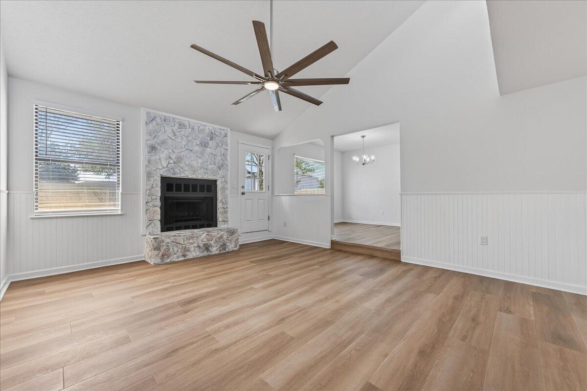 QUIET WOOD - Residential