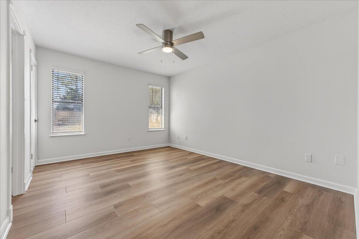 QUIET WOOD - Residential