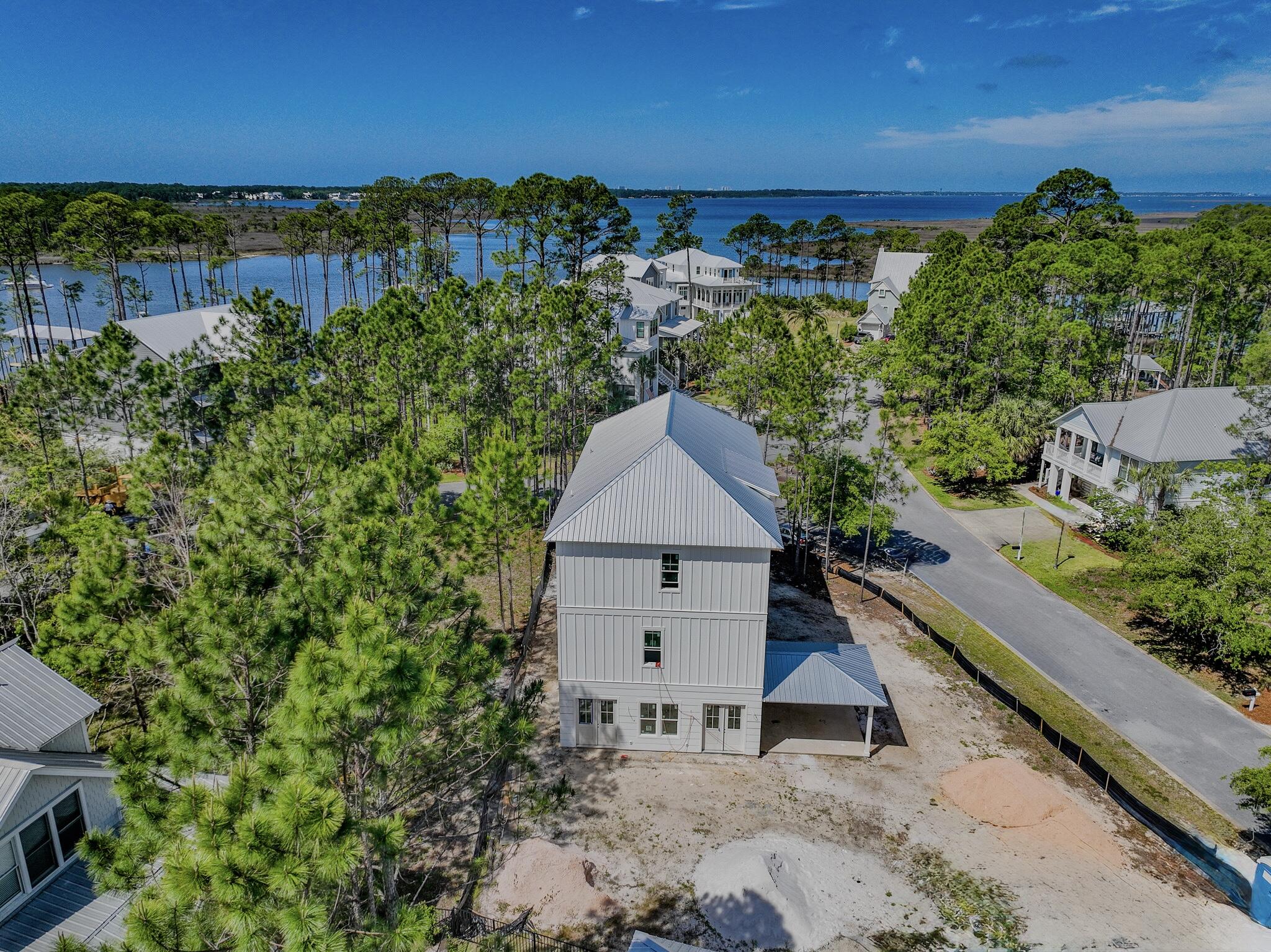 CESSNA LANDING - Residential