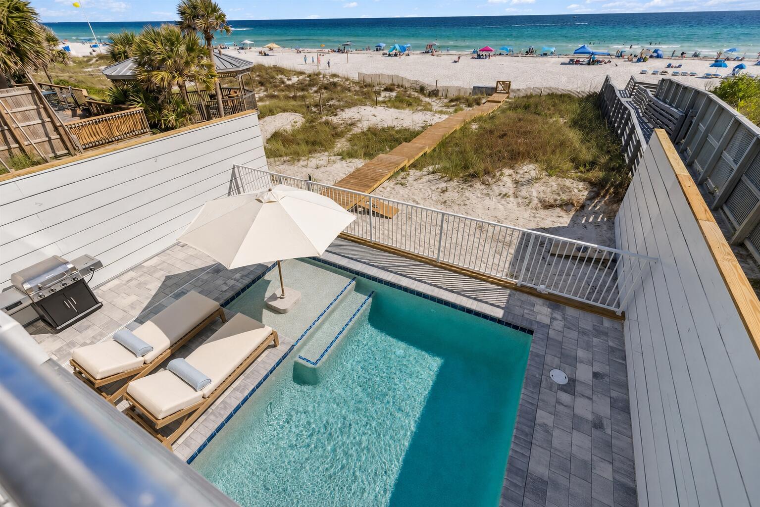 8711 Surf Drive