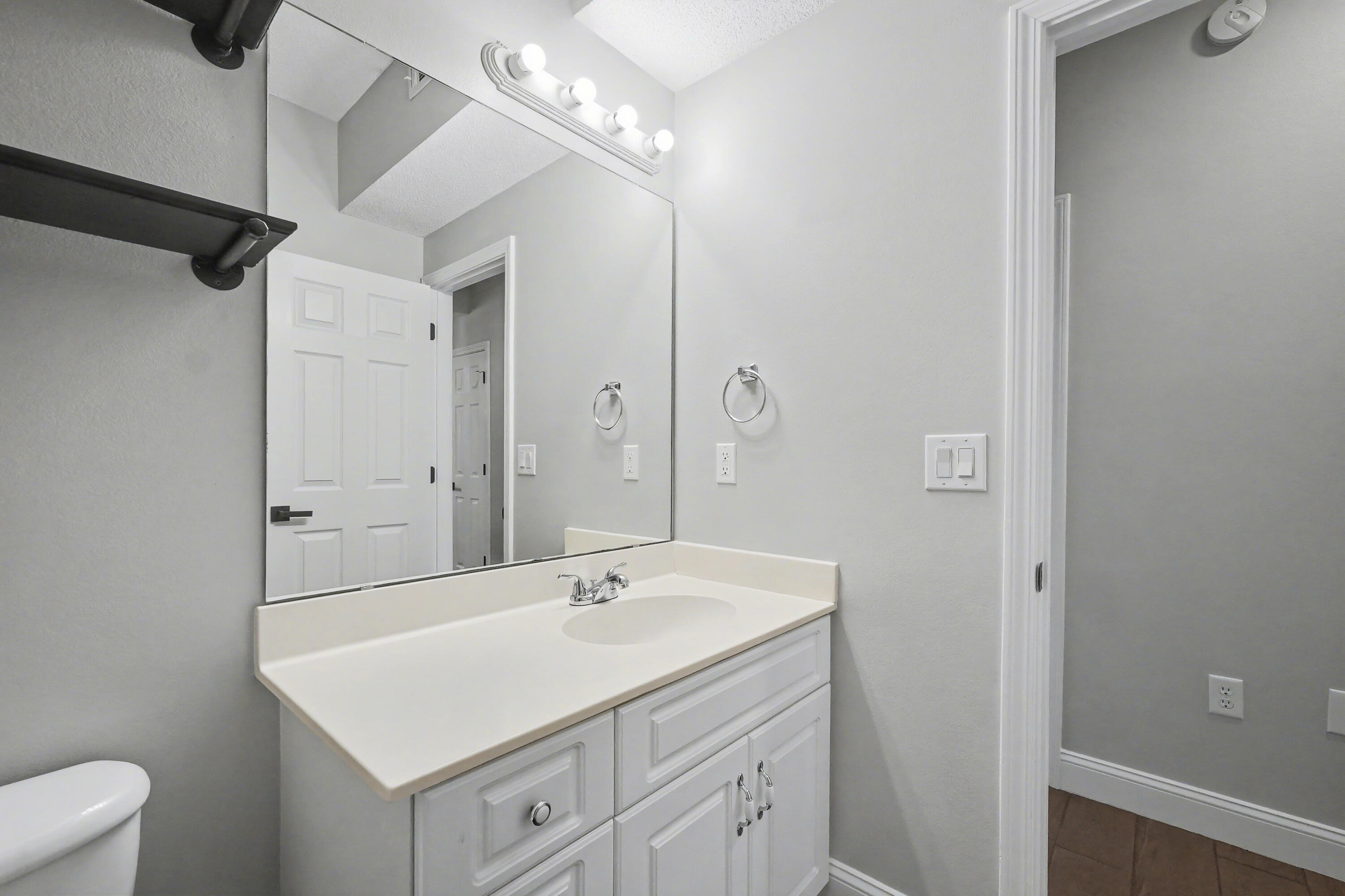 THE OAKS AT NICEVILLE PH III - Residential