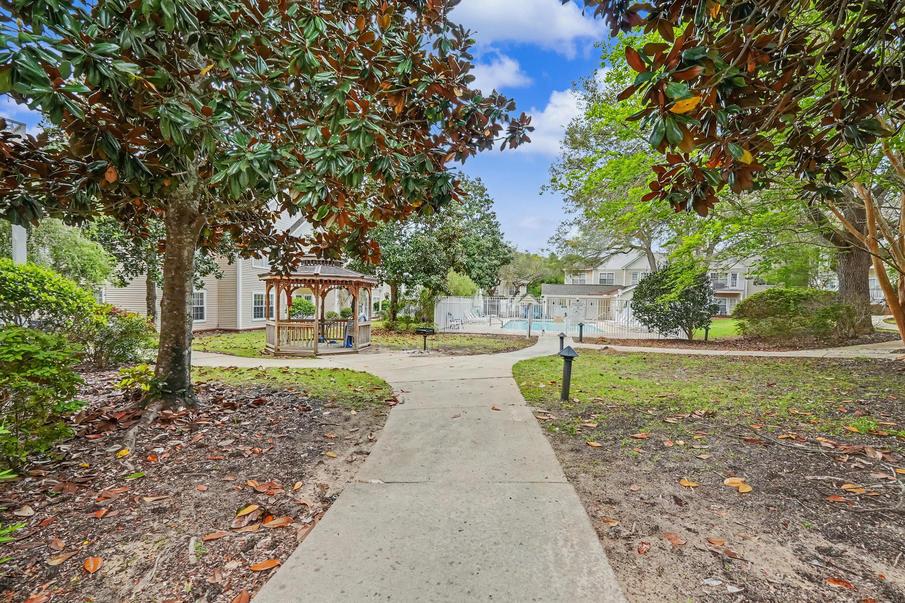 THE OAKS AT NICEVILLE PH III - Residential