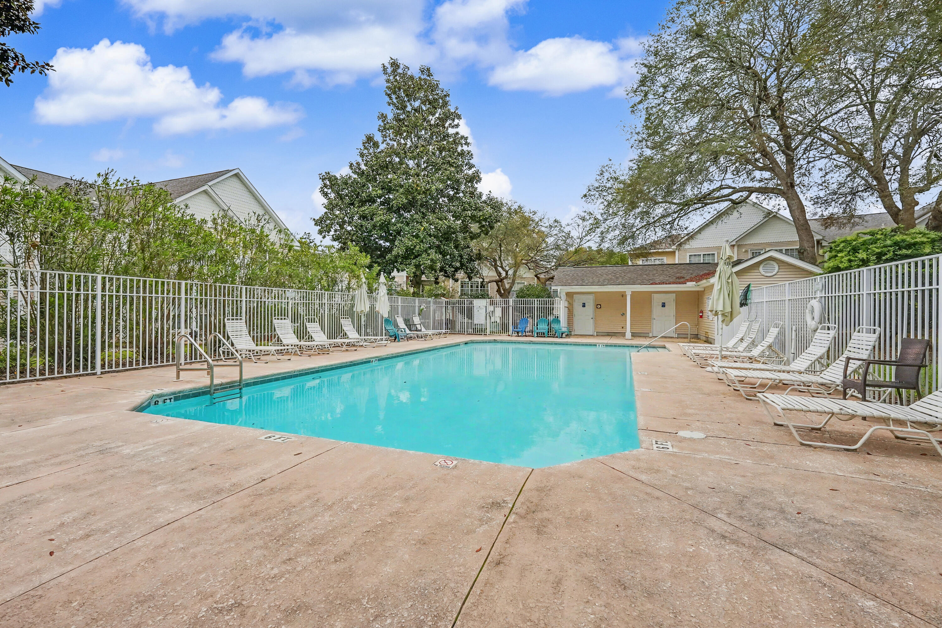 THE OAKS AT NICEVILLE PH III - Residential