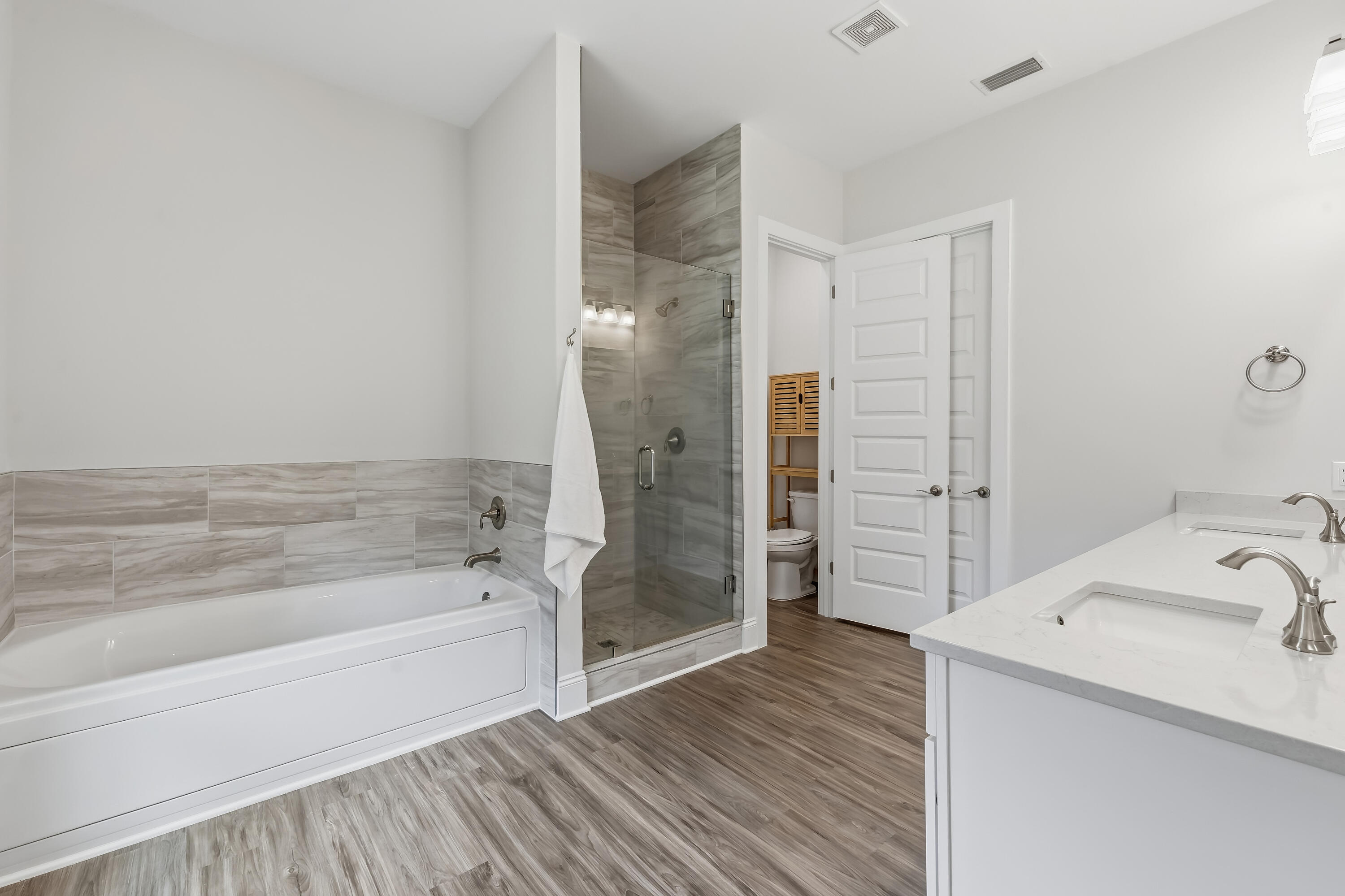 MAGNOLIA BAY ESTATES - Residential