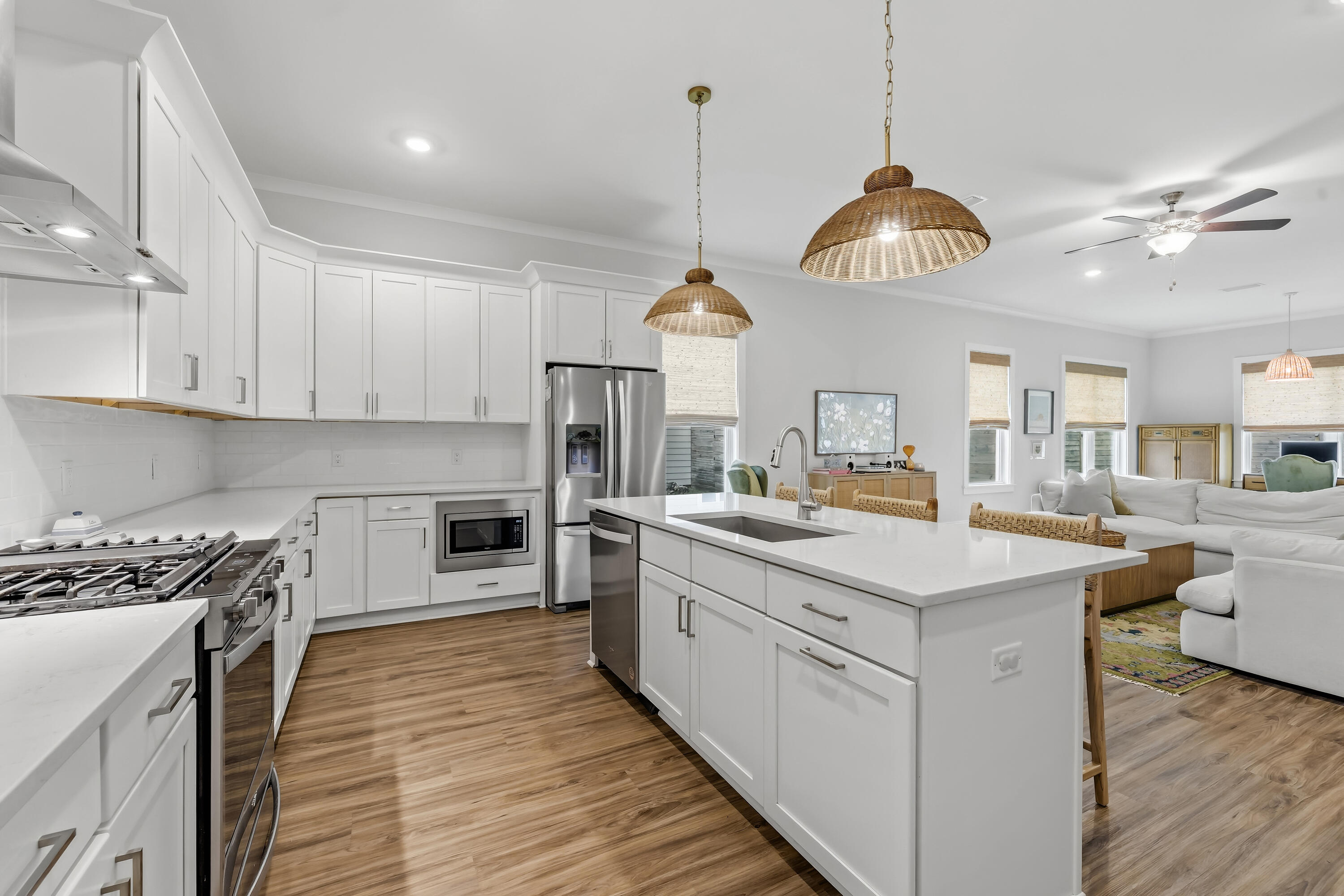 MAGNOLIA BAY ESTATES - Residential