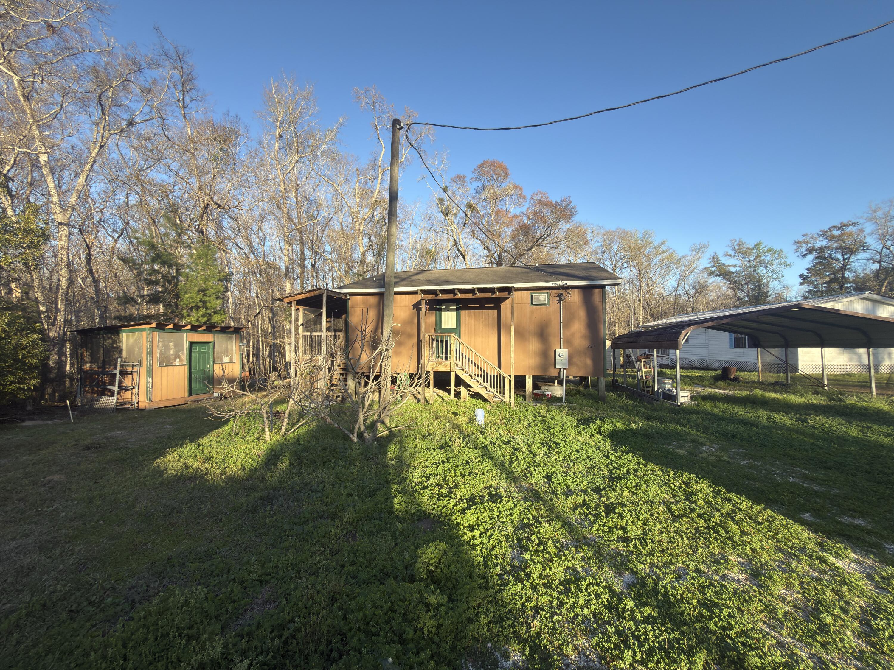 NO RECORDED SUBDIVISION - Residential