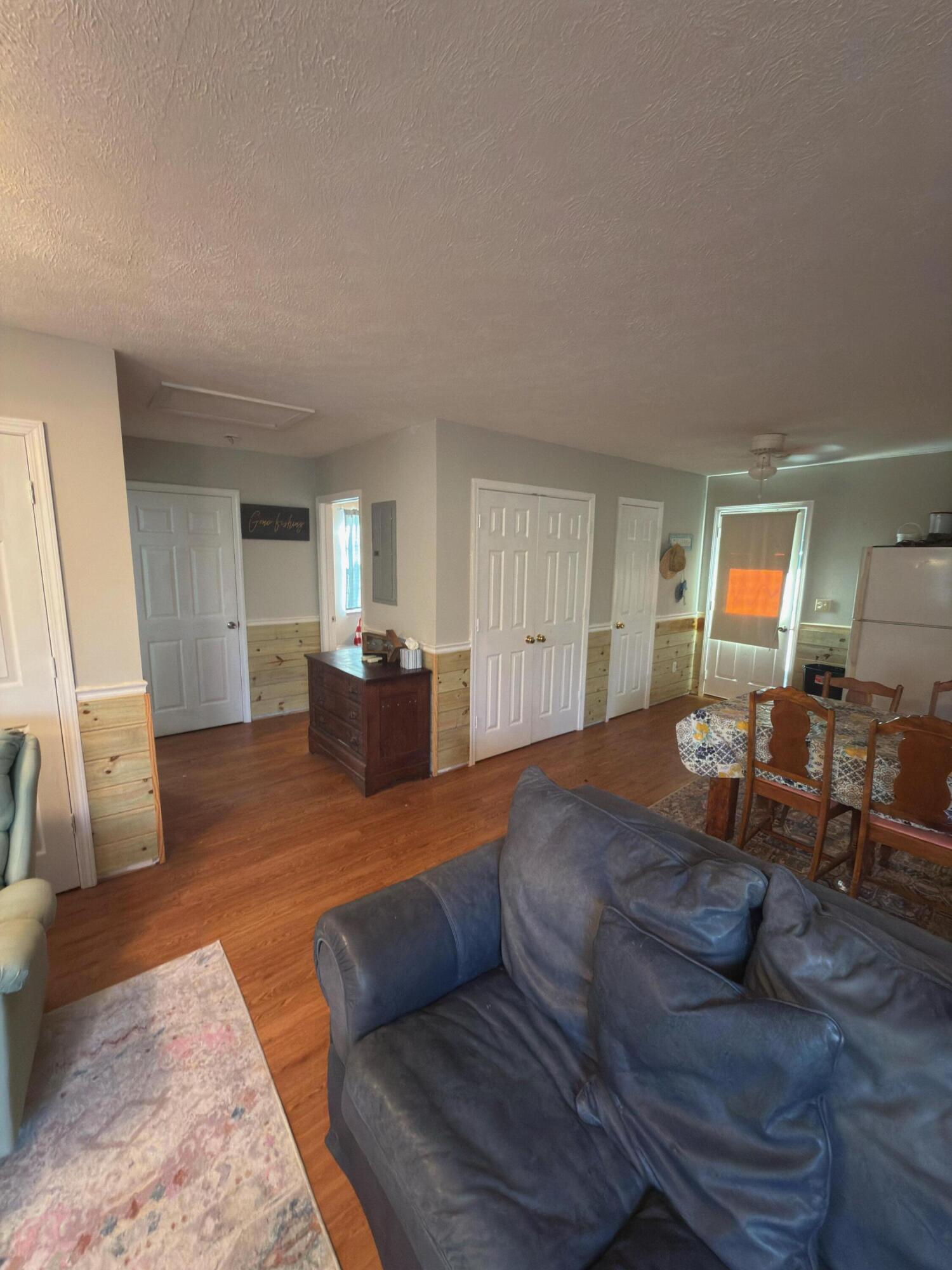 NO RECORDED SUBDIVISION - Residential