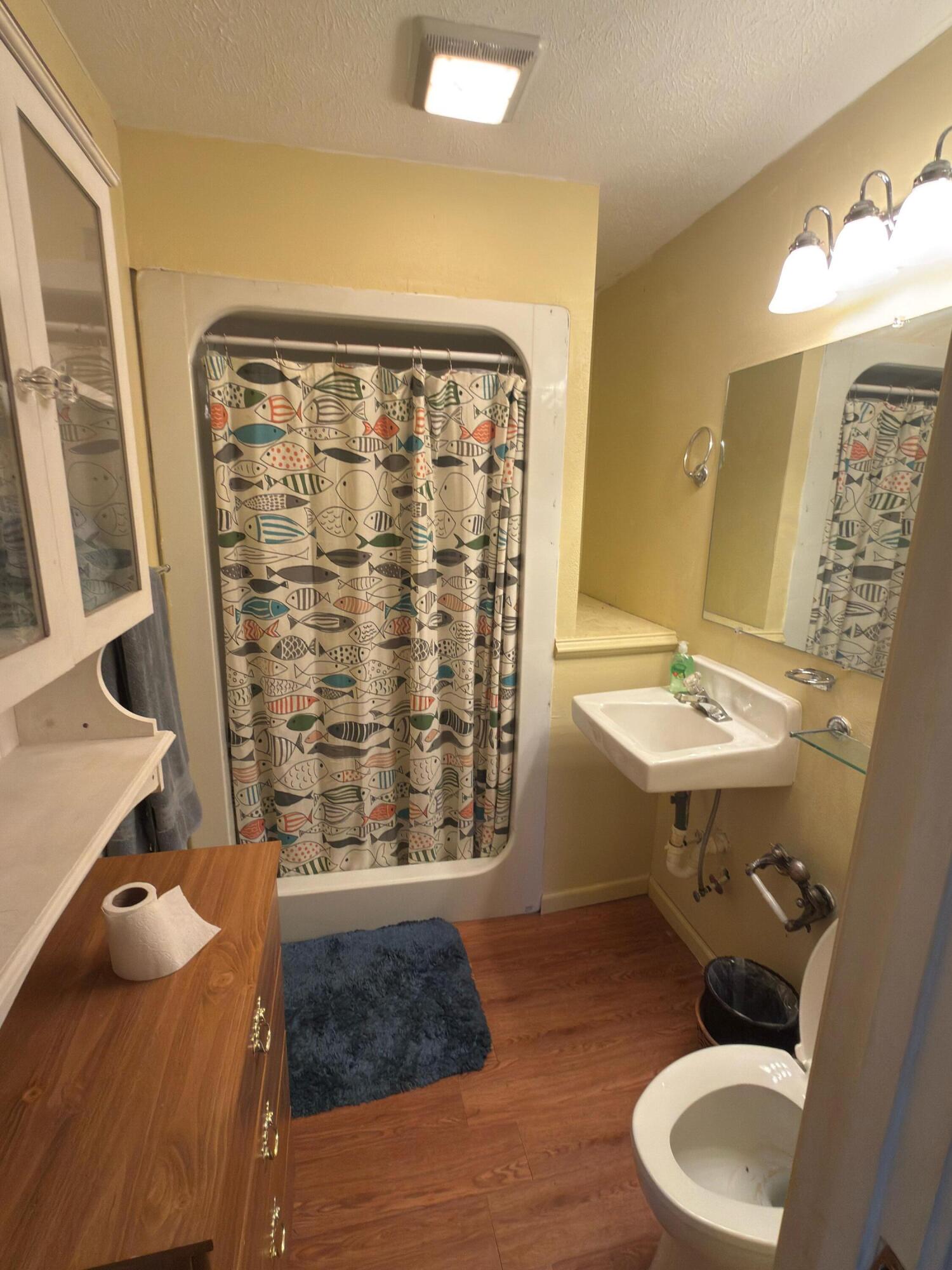 NO RECORDED SUBDIVISION - Residential