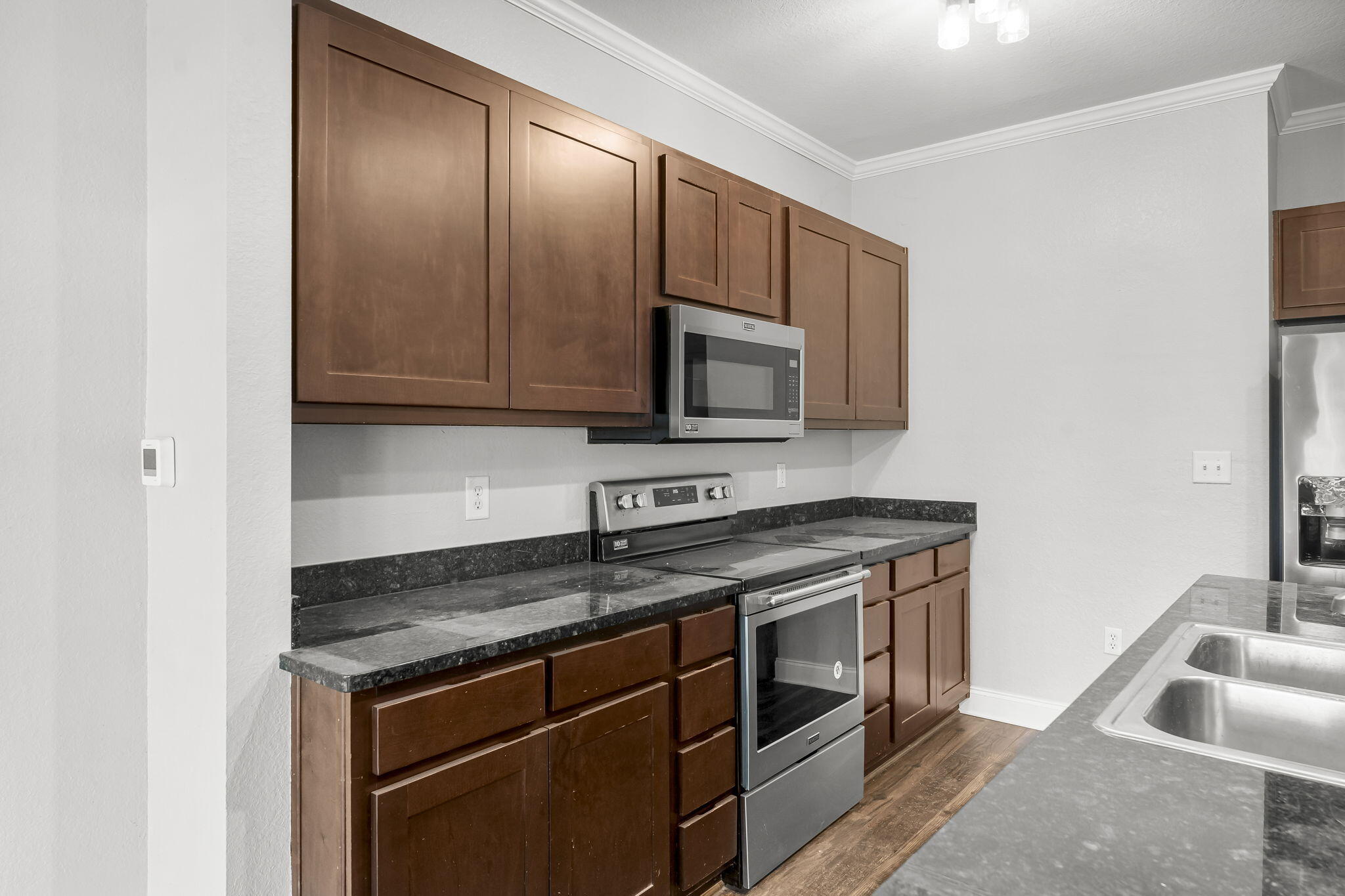 VERANDAS OF FREEPORT, THE - Residential Lease