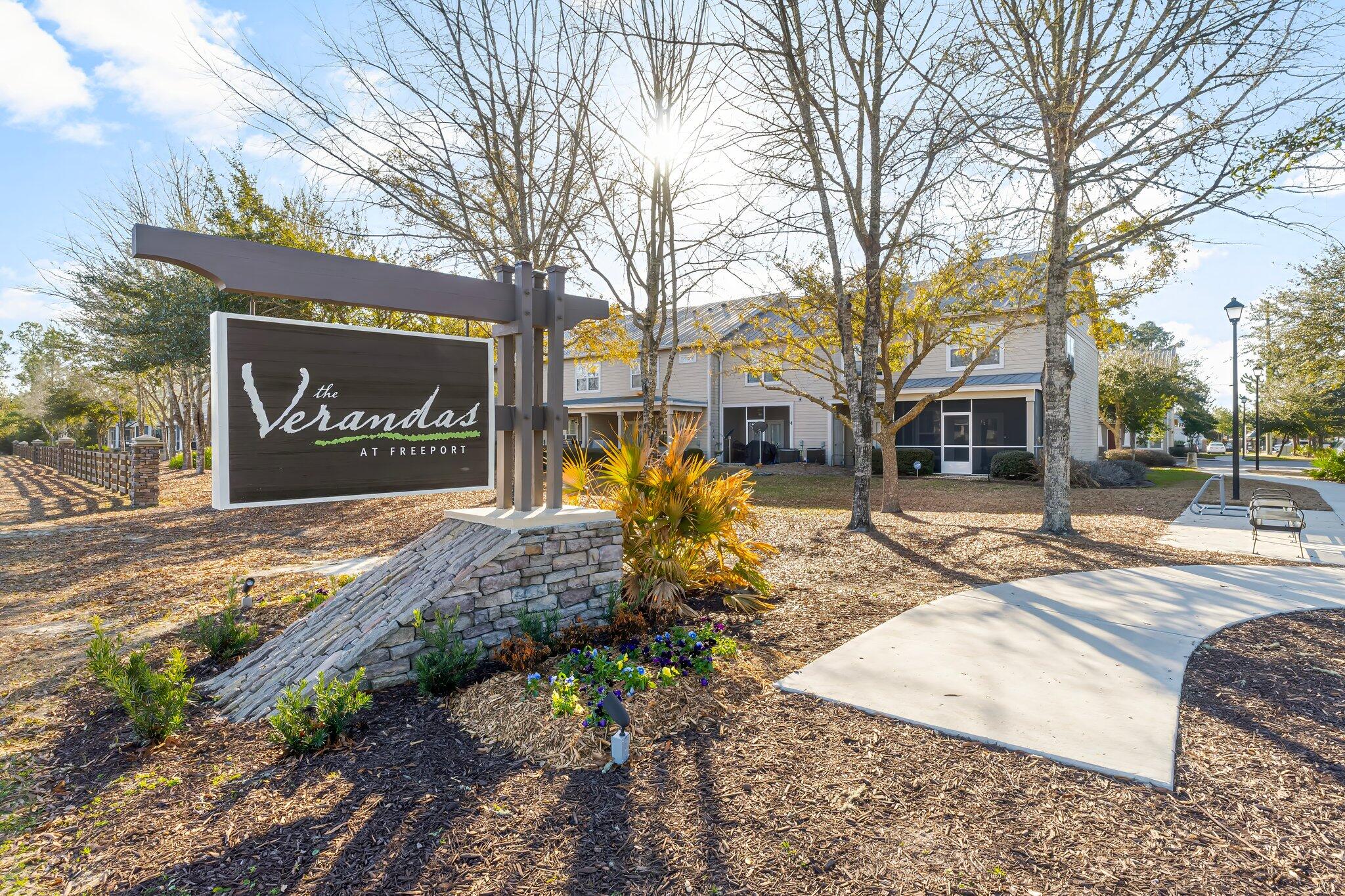 VERANDAS OF FREEPORT, THE - Residential Lease