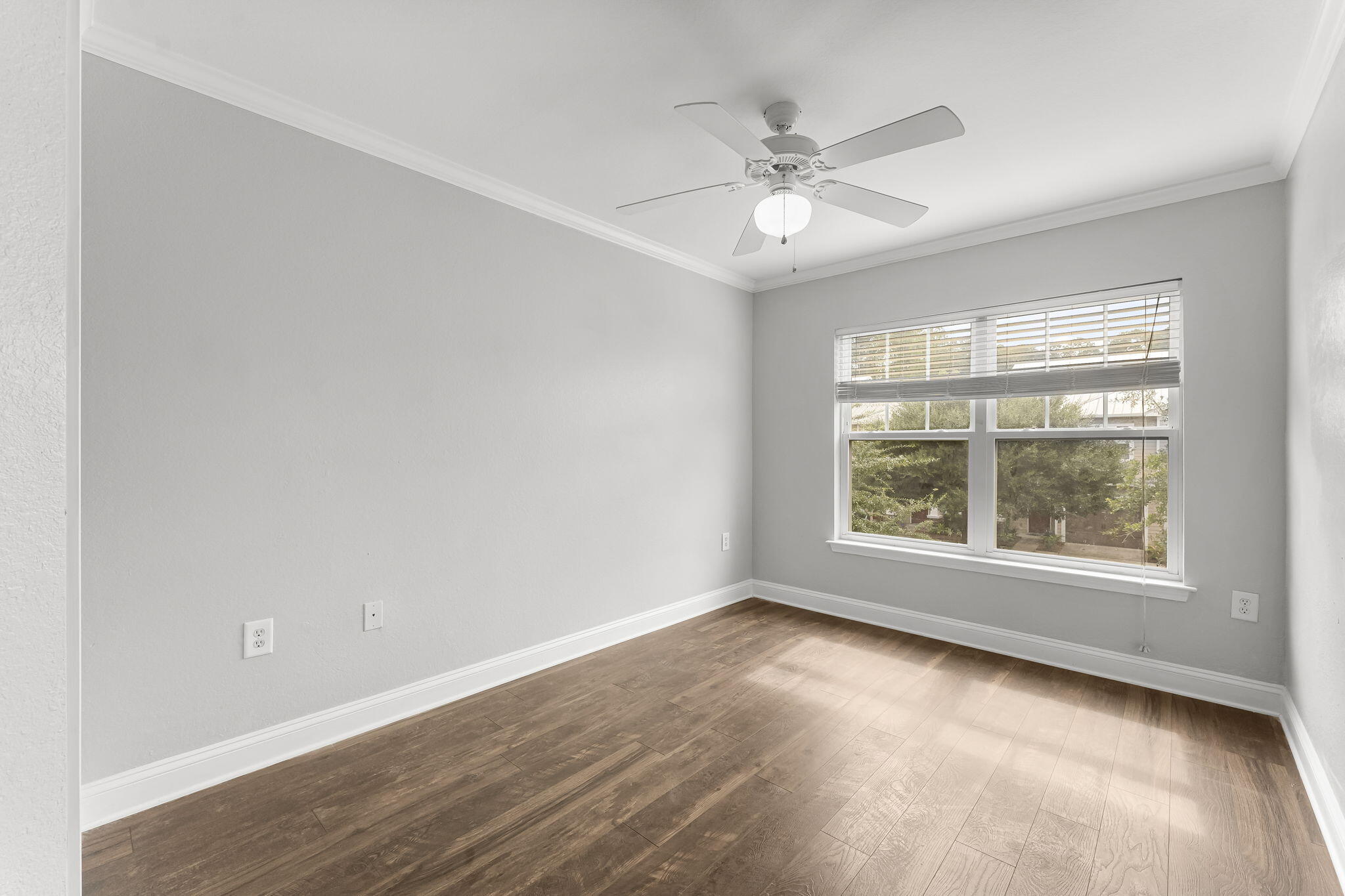 VERANDAS OF FREEPORT, THE - Residential Lease