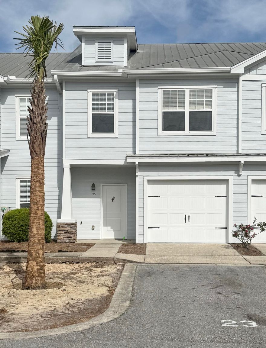 ONE MONTH FREE RENT WITH A 13 MONTH SIGNED LEASE! ASK FOR FURTHER DETAILS. *** Offer Expires 3/31/26

This charming townhouse located in the heart of Freeport at the Verandas is ready to call home!
23 South Sand Palm has 3 bedrooms, 2.5 baths and a 1 car garage. Master suite has a large walk in closet, double vanity and large soaking tub- separate from the walk in shower. New paint, LVP flooring throughout, updated fixtures and lots of storage! 
Exterior photo is stock but alike actual. Exterior painting is currently happening. 

Community pool is a great place to make new friends in this wonderful neighborhood! New amenities include: Pickleball, basketball courts and playground!
The worlds most beautiful beaches are 25 minutes away OR you can take dip or go fishing at the public park just A Rental Application Fee of $70 for each applicant will be collected to initiate a credit screening and criminal background check as part of the application evaluation process. Beach Sunsets Inc charges a Tenant fee of $25 per month payable with rent. Renter's Insurance is required; Option available for $11.95 per month. Pet Security Deposits are $500 PER PET and refundable if there is no damage at lease end. Pet Rent is $25 PER PET per month. At lease execution, security deposit(s), pet security deposit(s), and any lease required prepaid rent are due and payable. Your first rent payment is made the day you move in and due the 1st to 5th of each month thereafter.