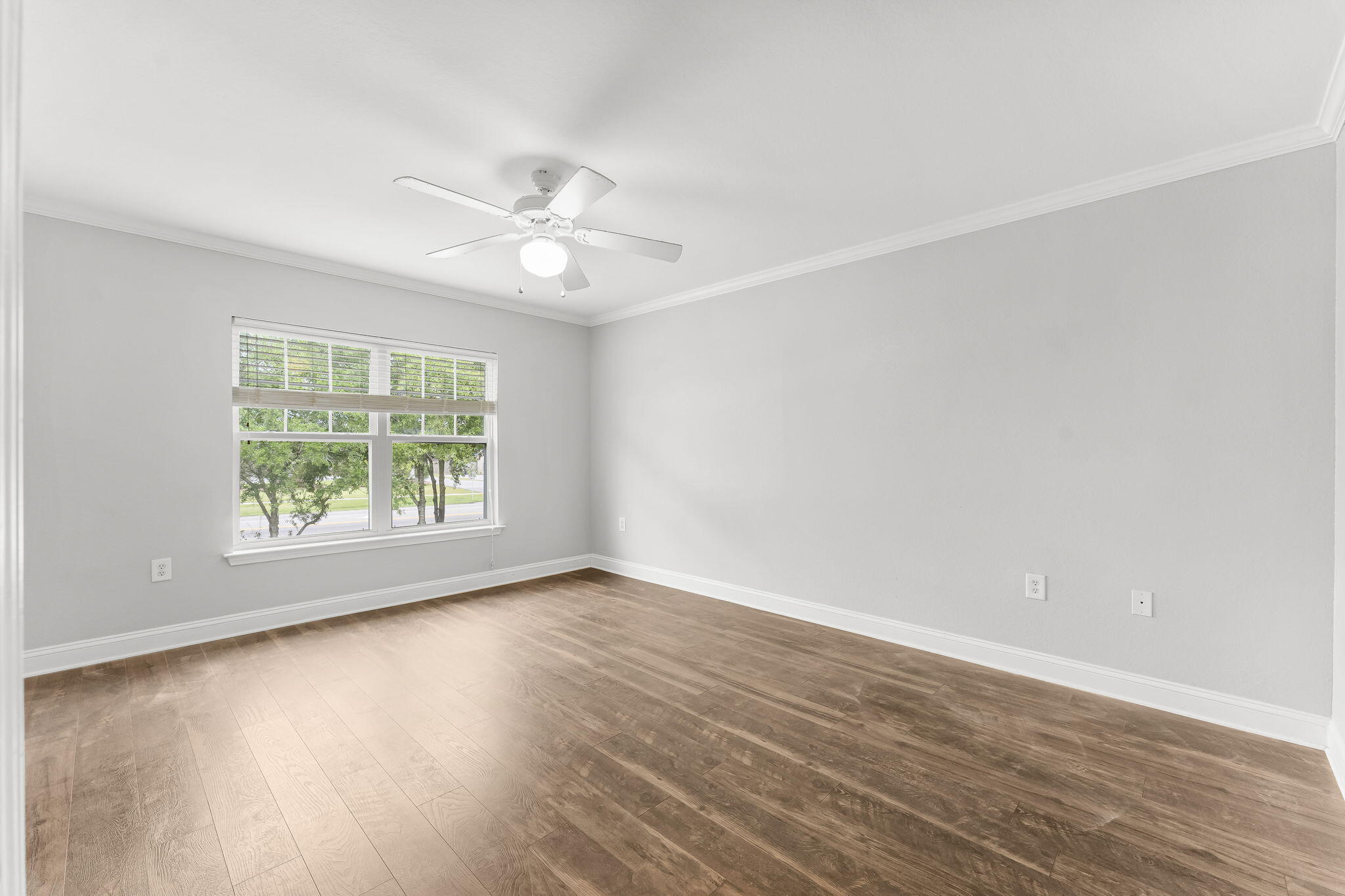 VERANDAS OF FREEPORT, THE - Residential Lease