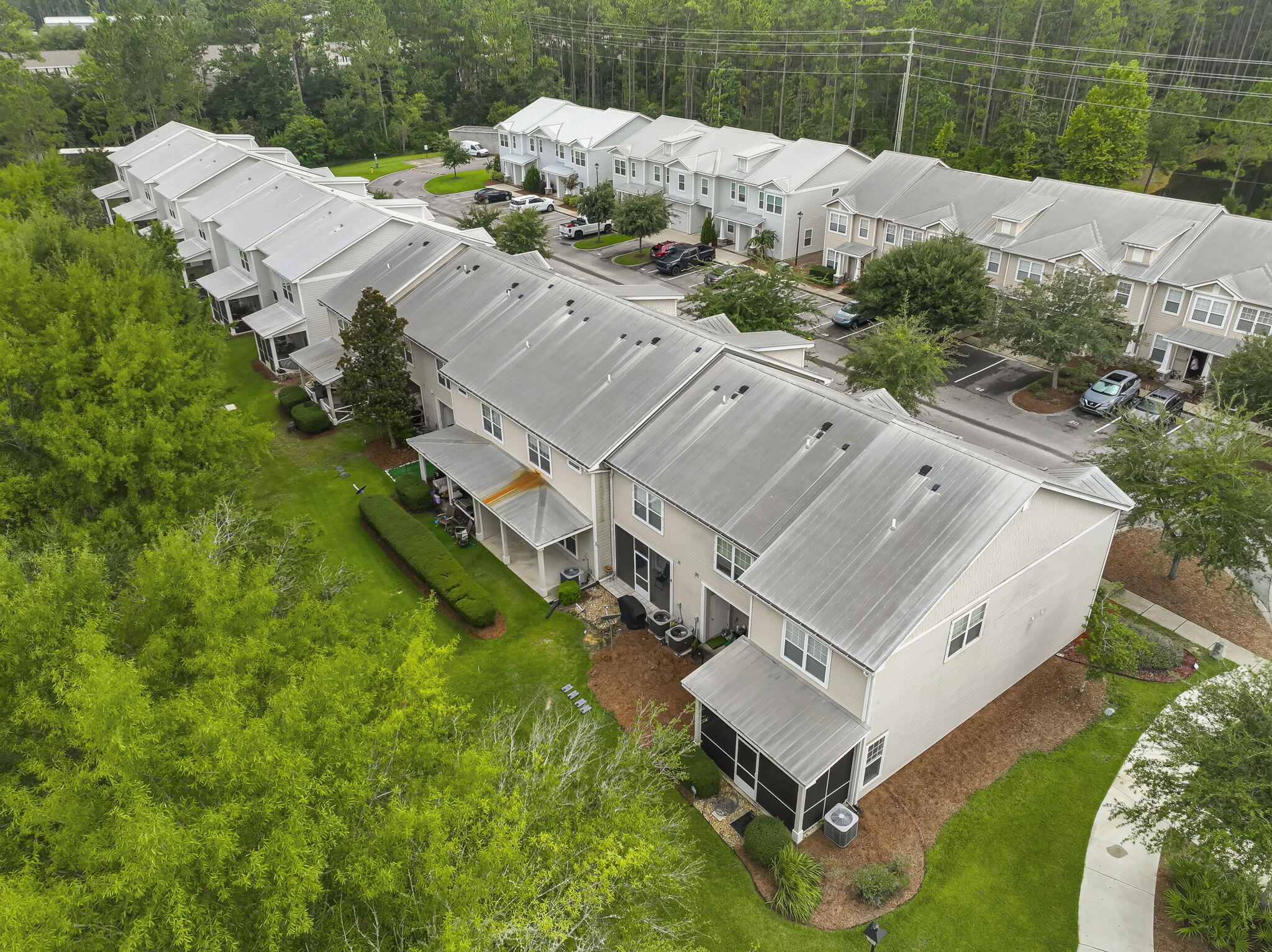 VERANDAS OF FREEPORT, THE - Residential Lease