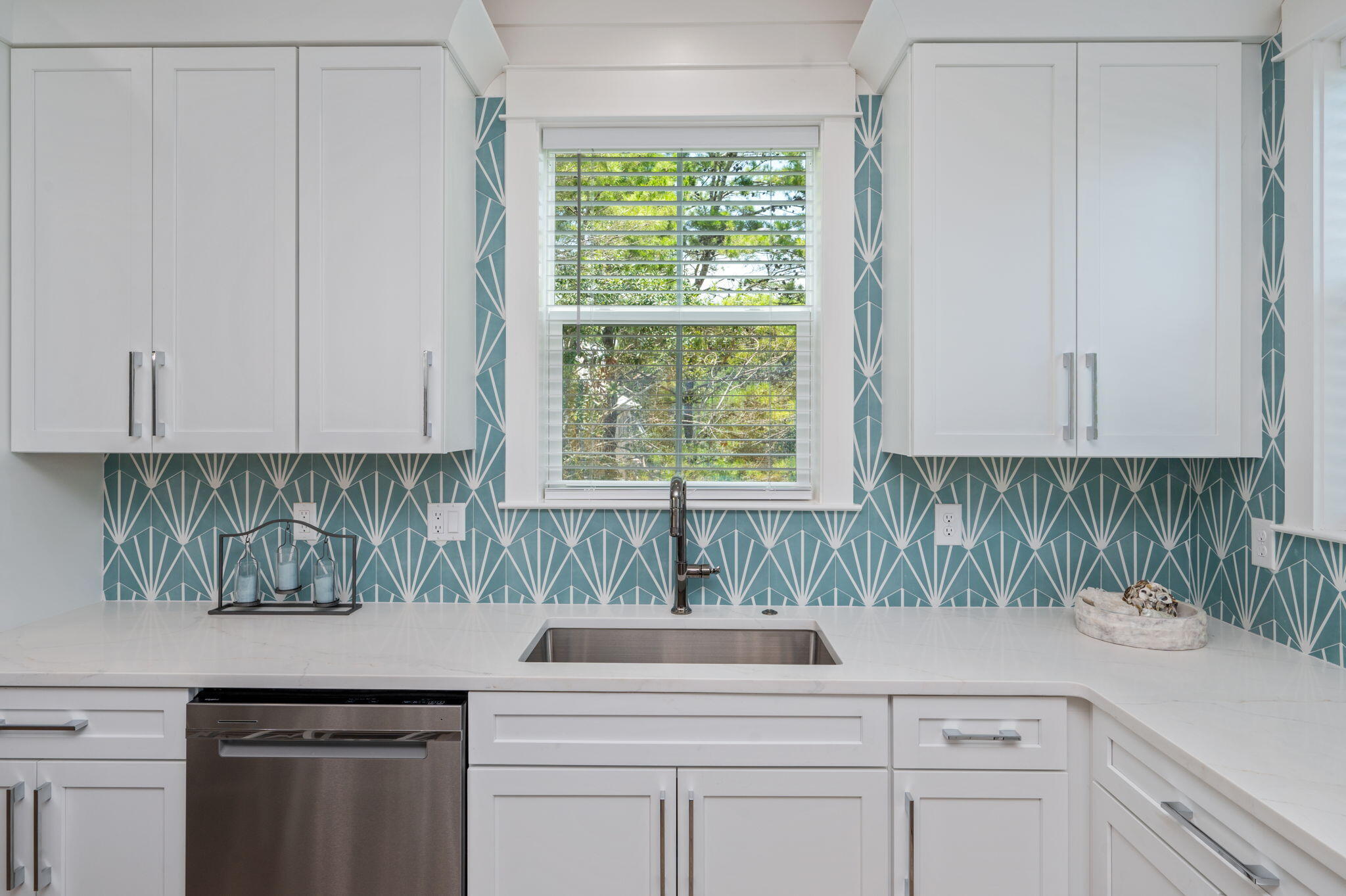 BLK J BEACH HIGHLANDS 1ST ADD - Residential