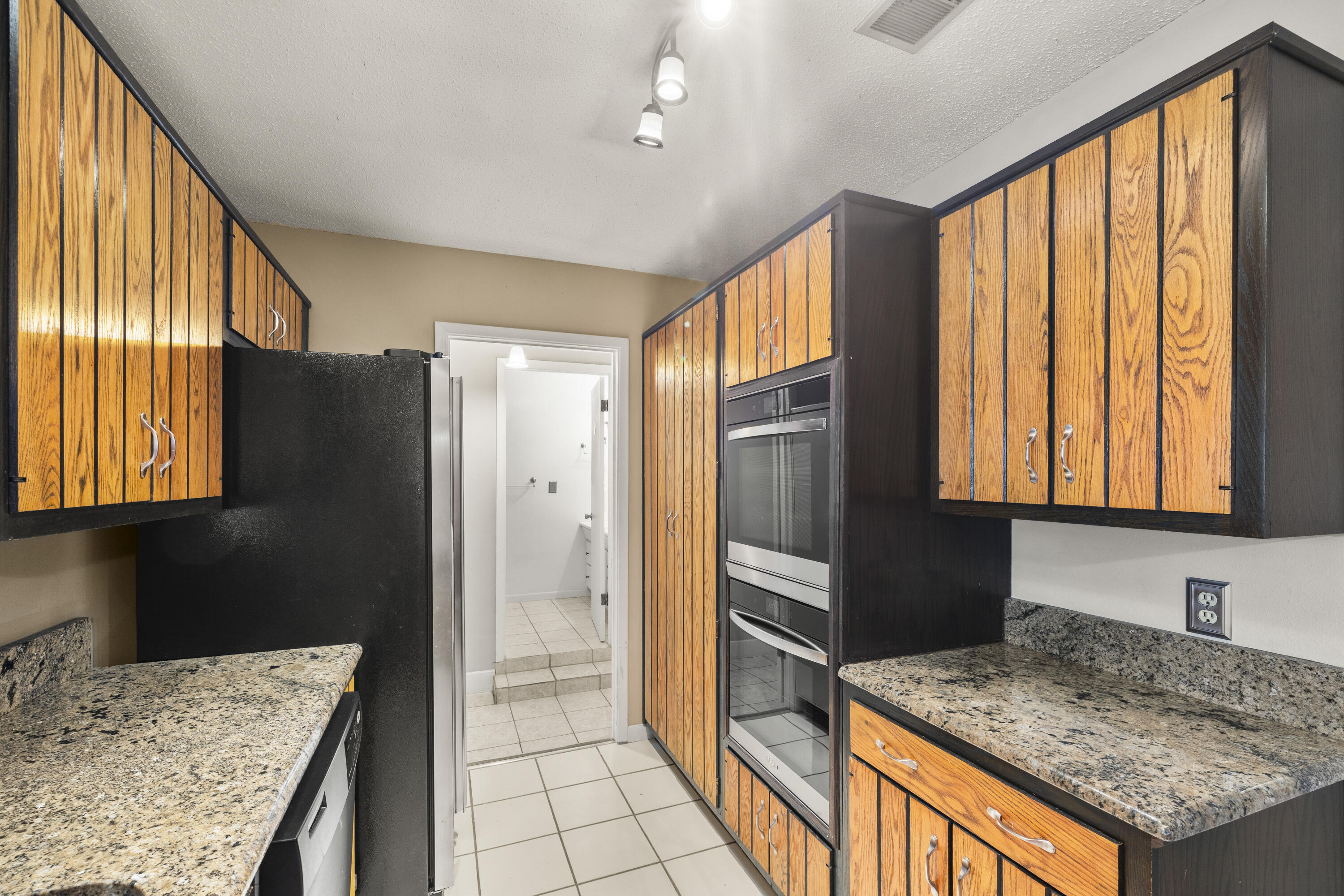 OAKDALE MINI FARMS RESUB BLK 05 - Residential