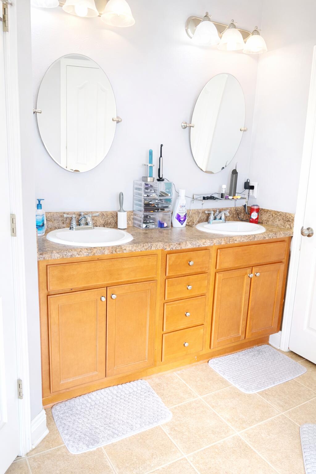 ROLLING RIDGE S/D - Residential Lease