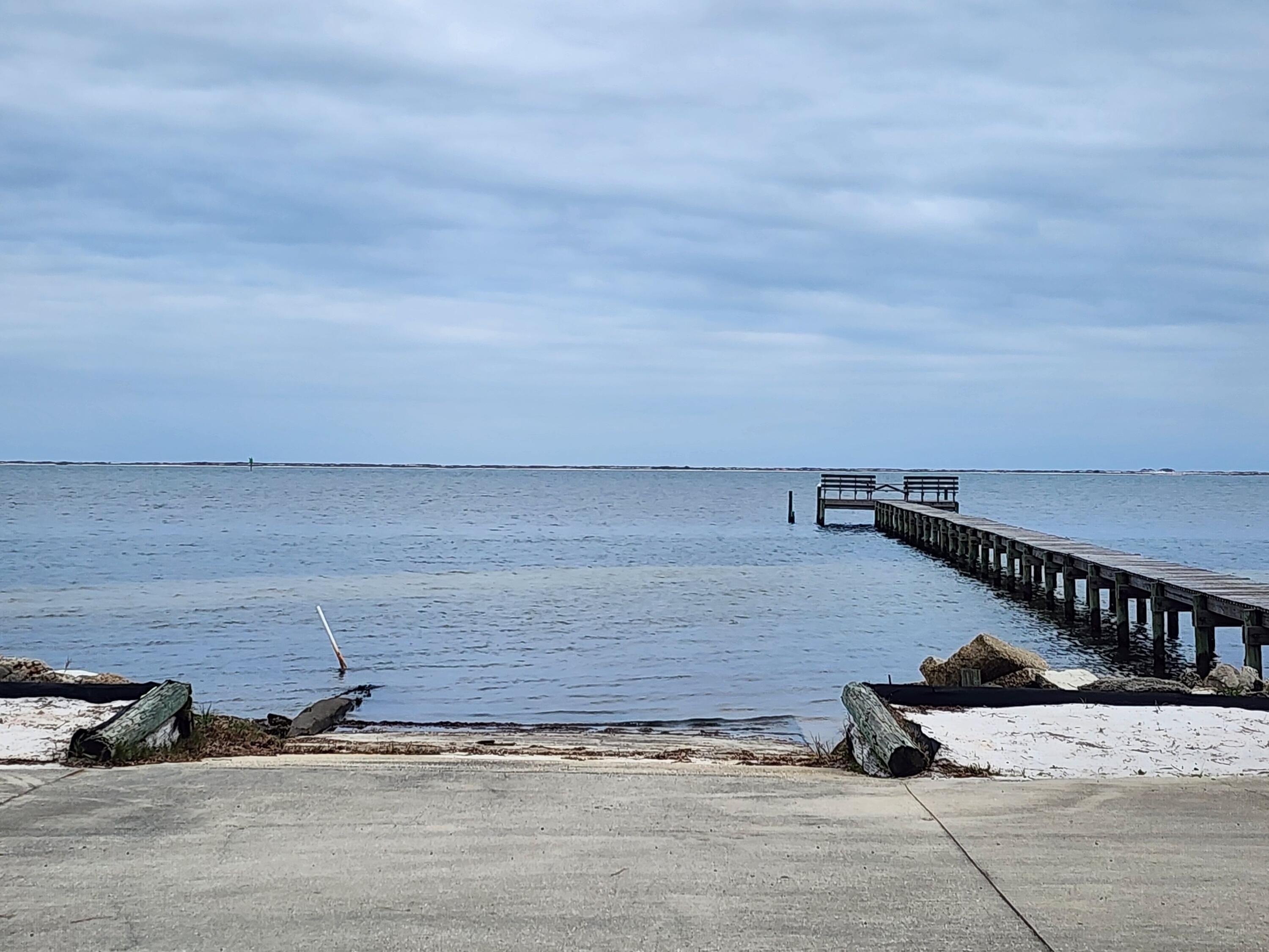 SMUGGLERS COVE - Land